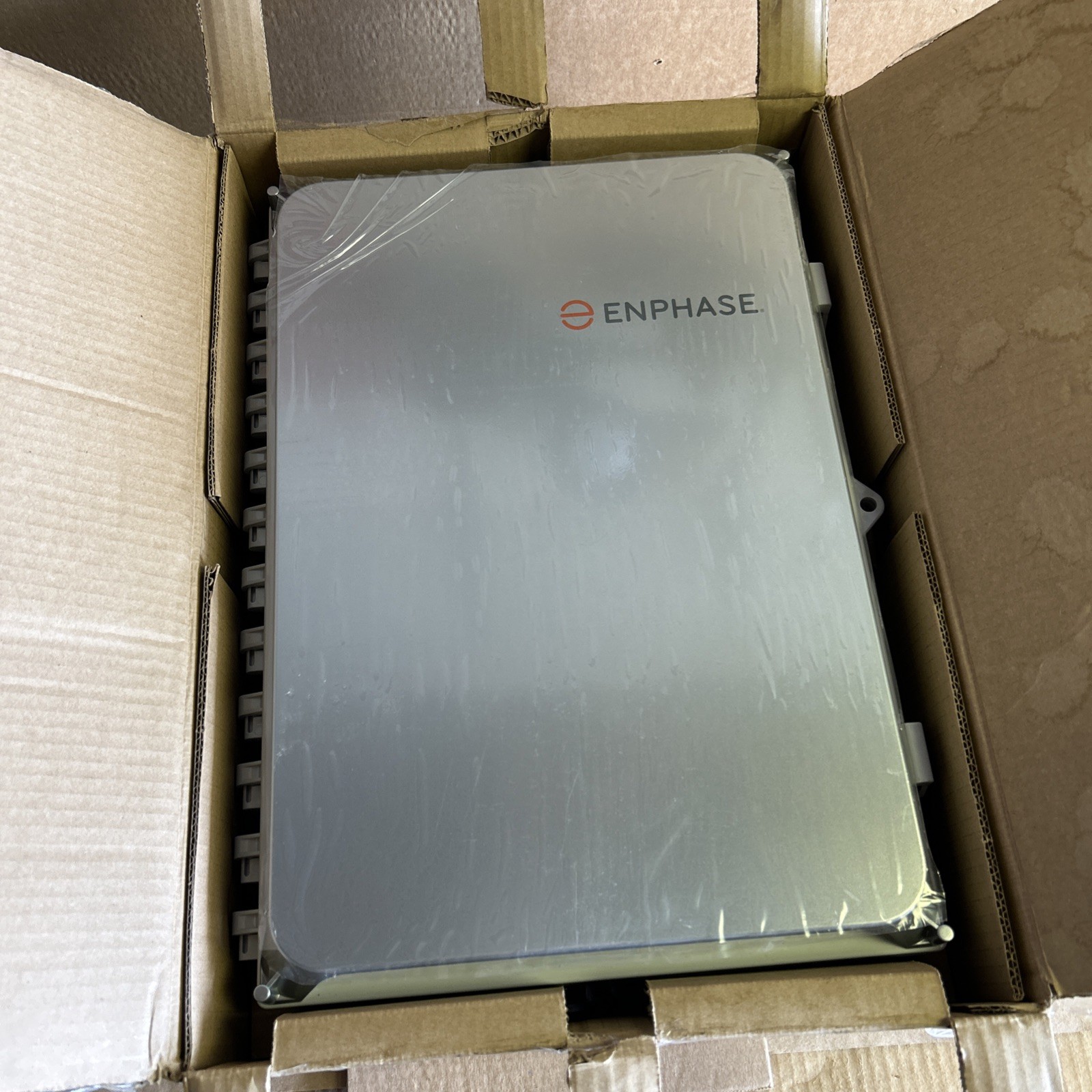 Enphase X-IQ-AM1-240-5C IQ Combiner Box – NEW IN BOX