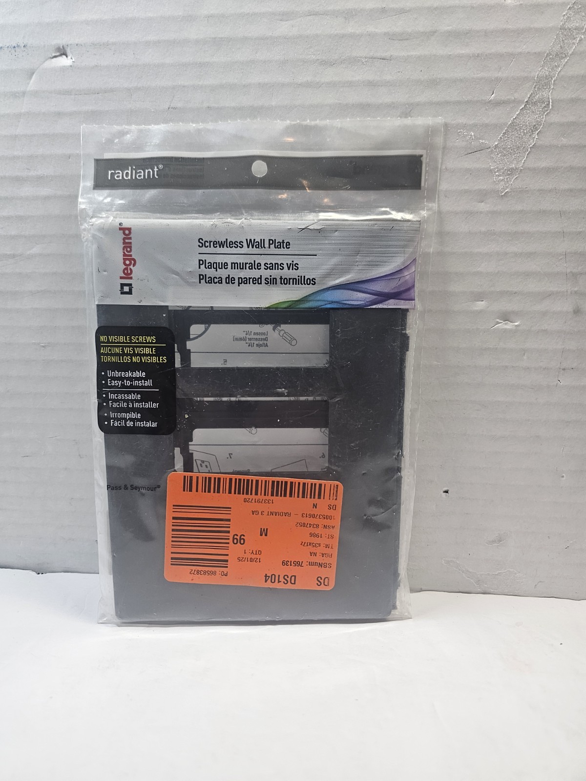 Screwless Decorator Rocker Outlet 3-Gang Wall Plate Polycarbonate Graphite