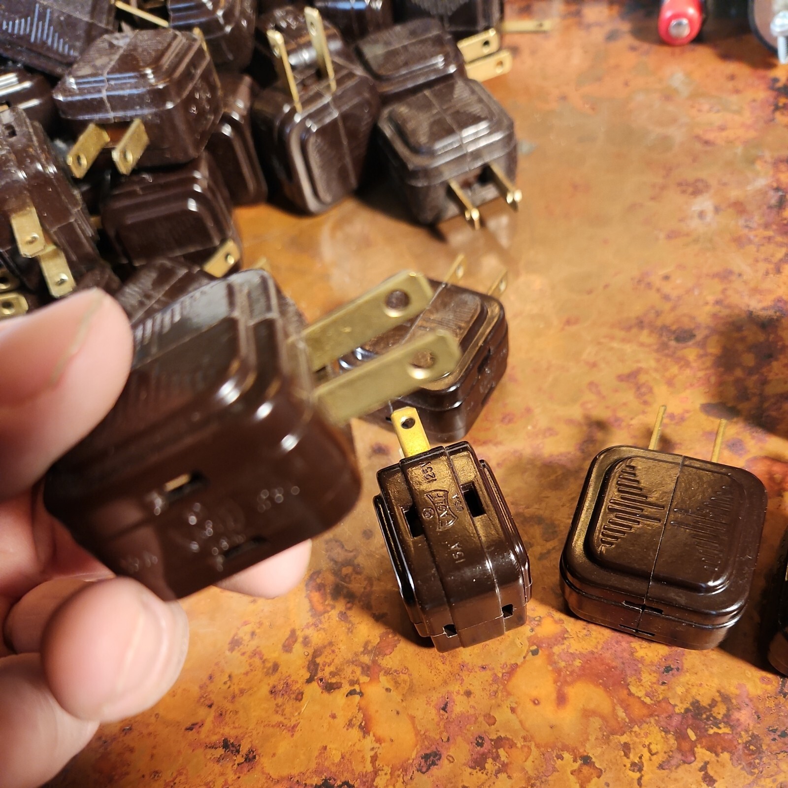 (6) Eagle Bakelite Art Deco Plug In Triple Outlet Adapter Brown USA (TA8MS)