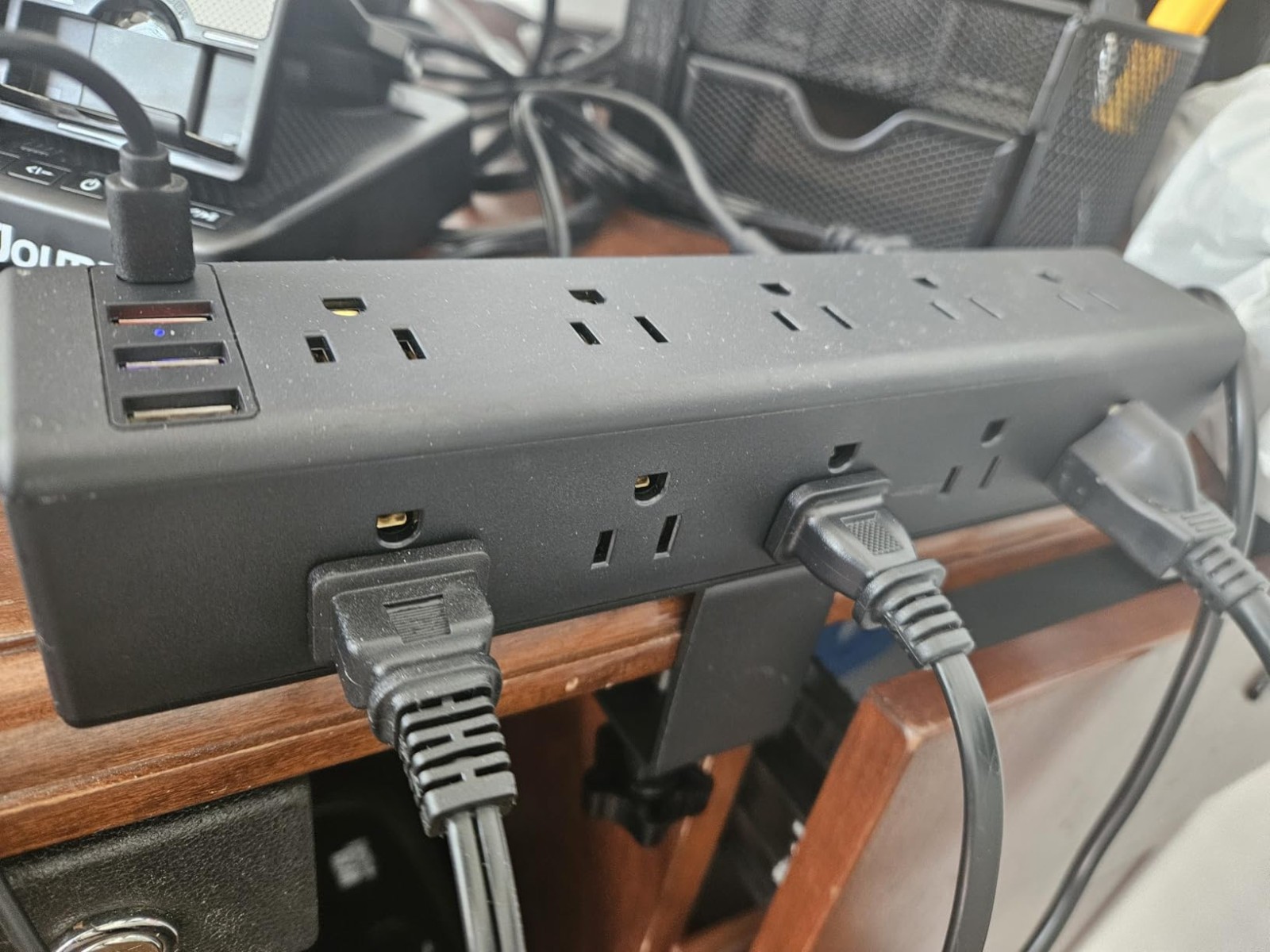 CCCEI Quality Standing Desk Clamp Power Strip with 15 Outlets with USB Ports