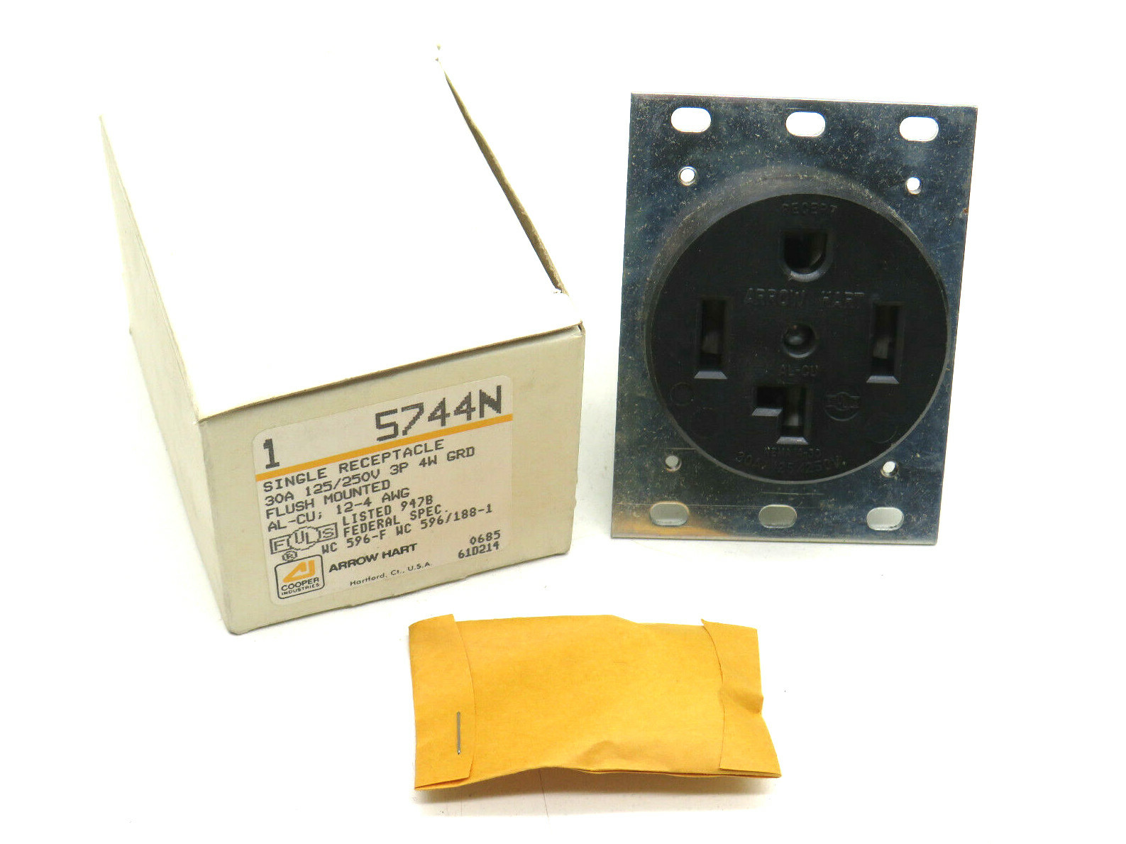 Arrow Hart 5744N Single Receptacle Outlet 30A 125/250V 3-Pole 4-Wire NEMA 14-30R