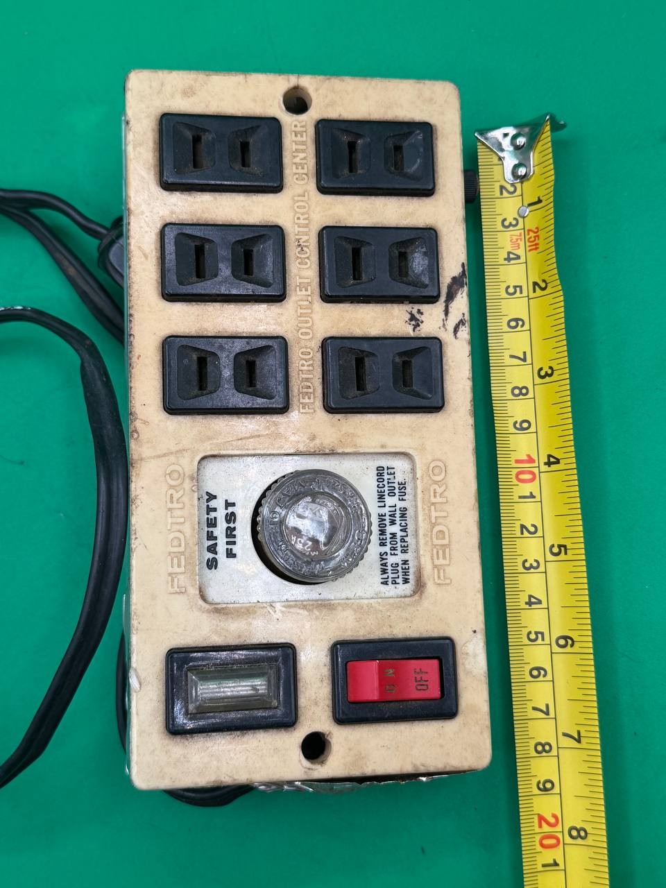 Vintage FEDTRO Outlet Control Center 6 Outlet Power Strip 120V 15A RE