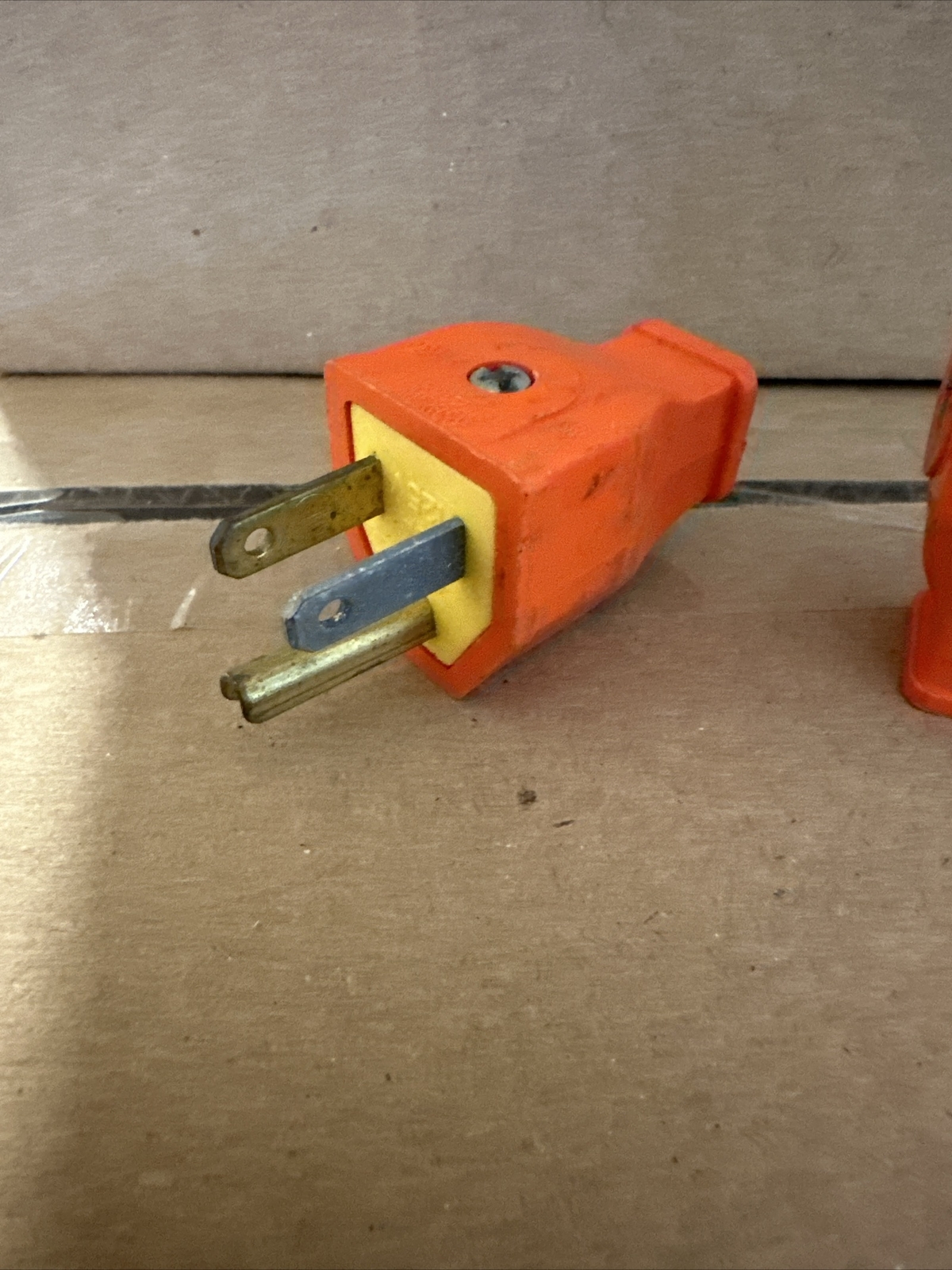 Grounded Cord Plug,No SA399O, Cooper Wiring Devices Inc (Lot Of 2)