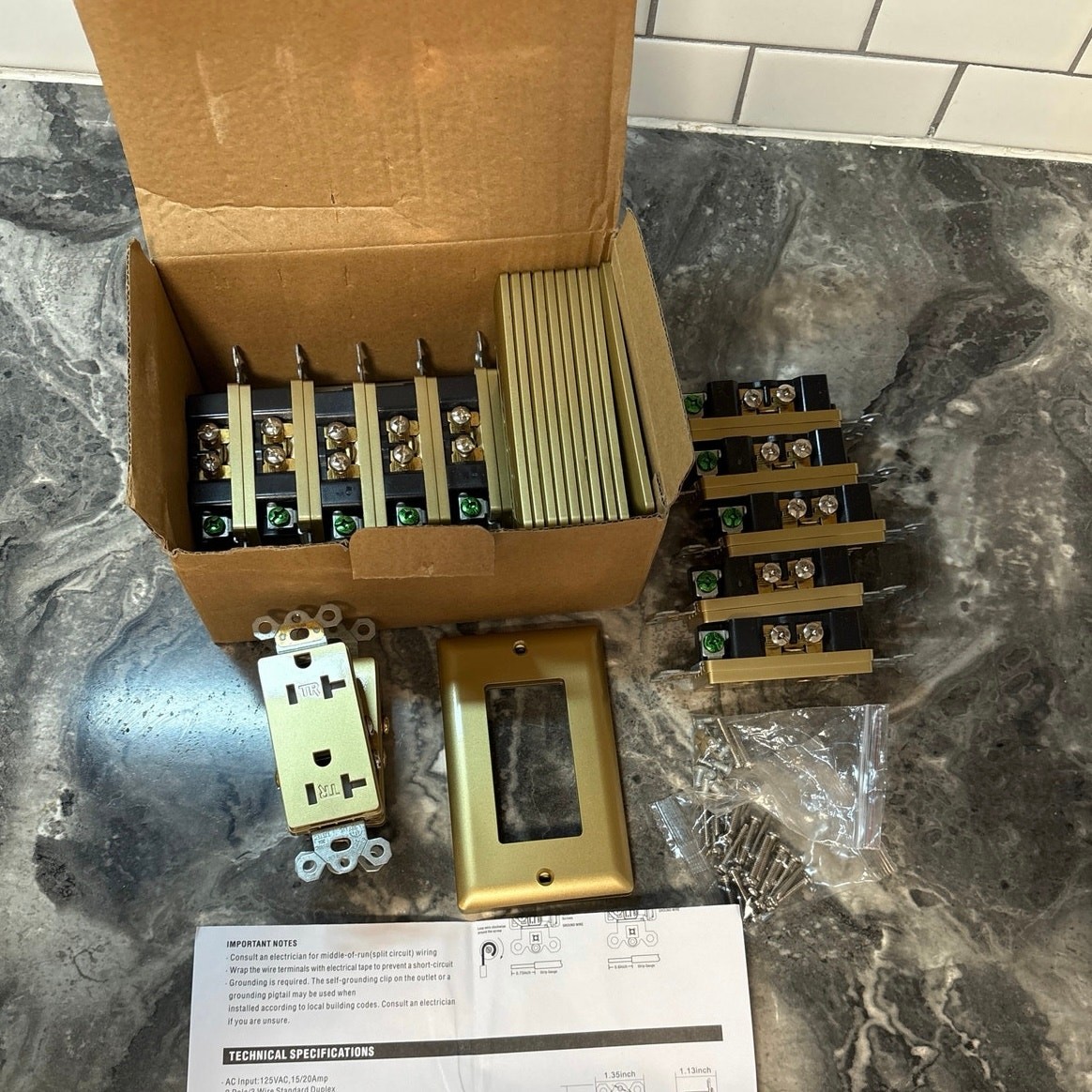 New Set 12 Gold Outlet Replacement 20A Decorator Receptacle Standard Outlet 125V