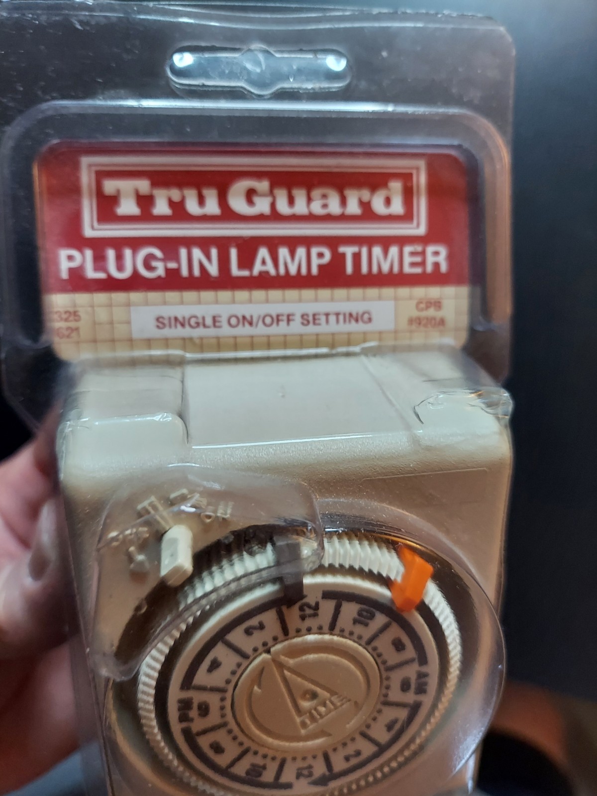 TRU GUARD PLUG-IN LAMP TIMER VTG 15 AMPS 1875 WATTS SINGLE ON/OFF SETTING NOB