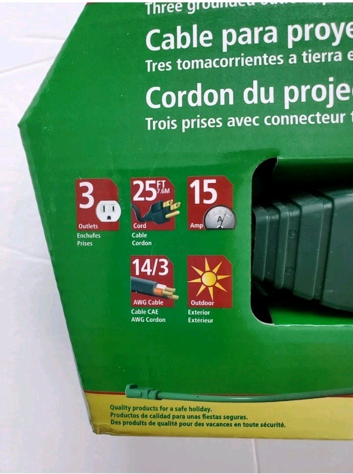 Stanley 25 FT Outdoor Extension Cord Heavy Duty 3 Outlet Landscaping Green NIB