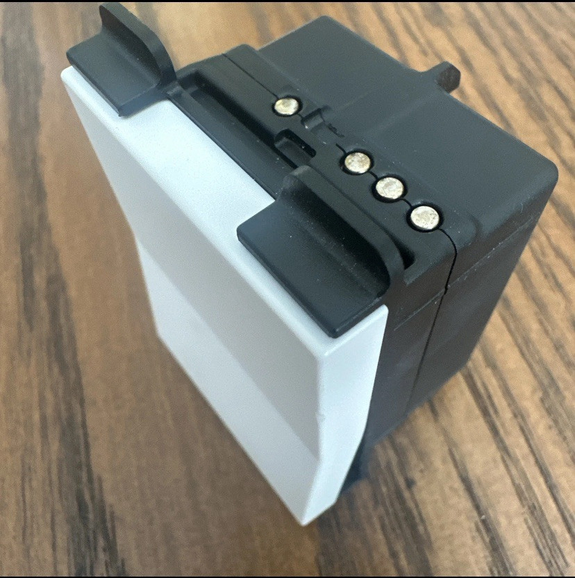 DEAKO Multi Pole Simple Rocker Switch – DS0007 Open Box Switch Only