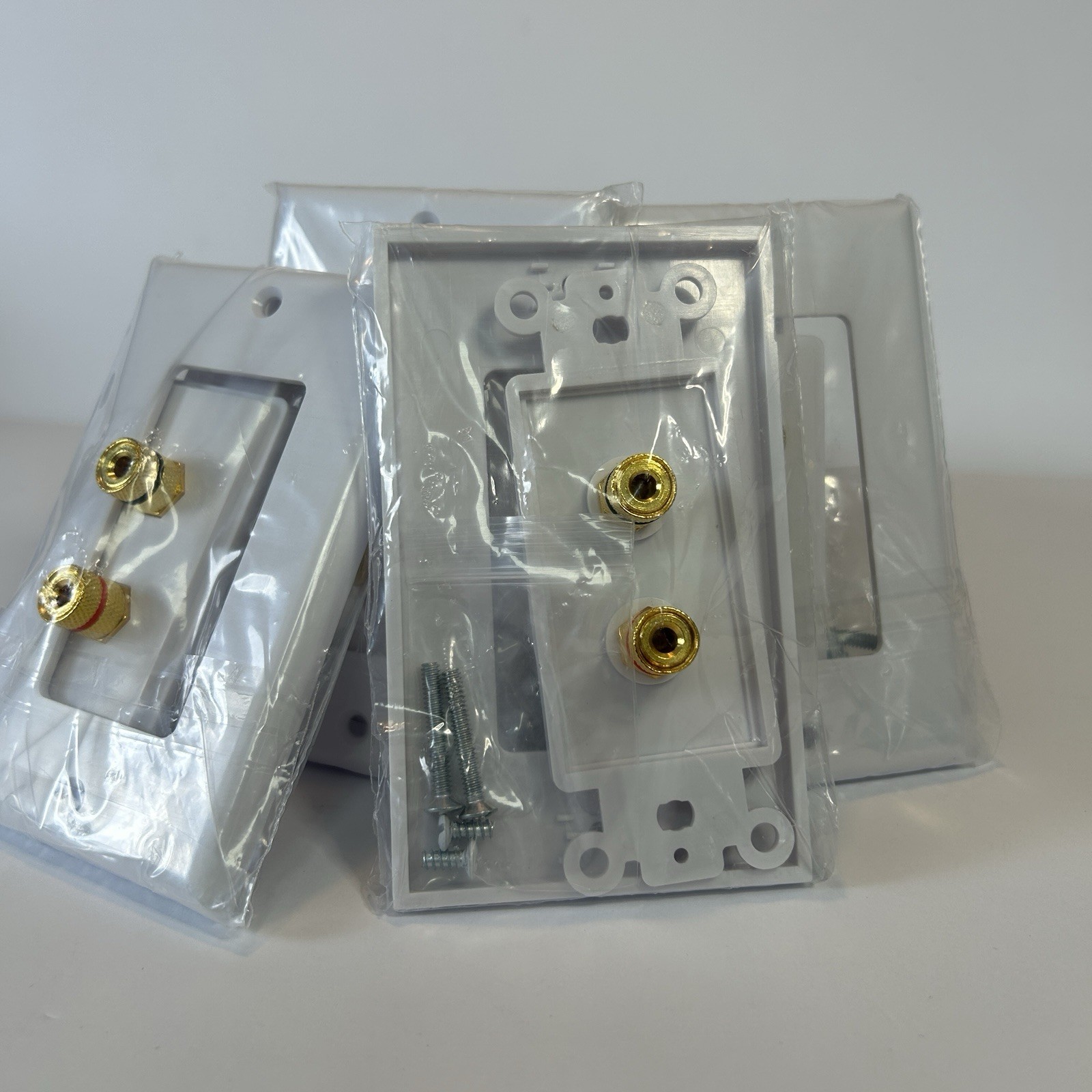 Lot of 4 White Glossy Wall Plates with 2 Gold Banana Connector Ports