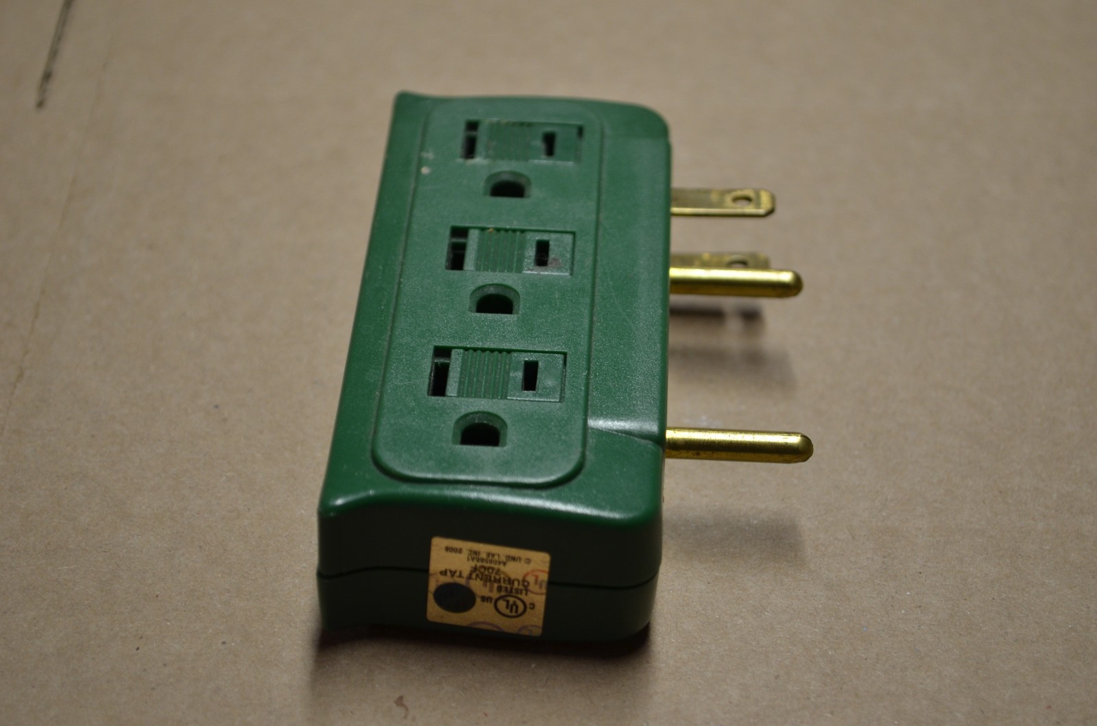 Grounded AC Taps: LITESUN LT-8A 3-Outl+Stanley DR-W02 3-Outl+Unbranded 6-Outlet