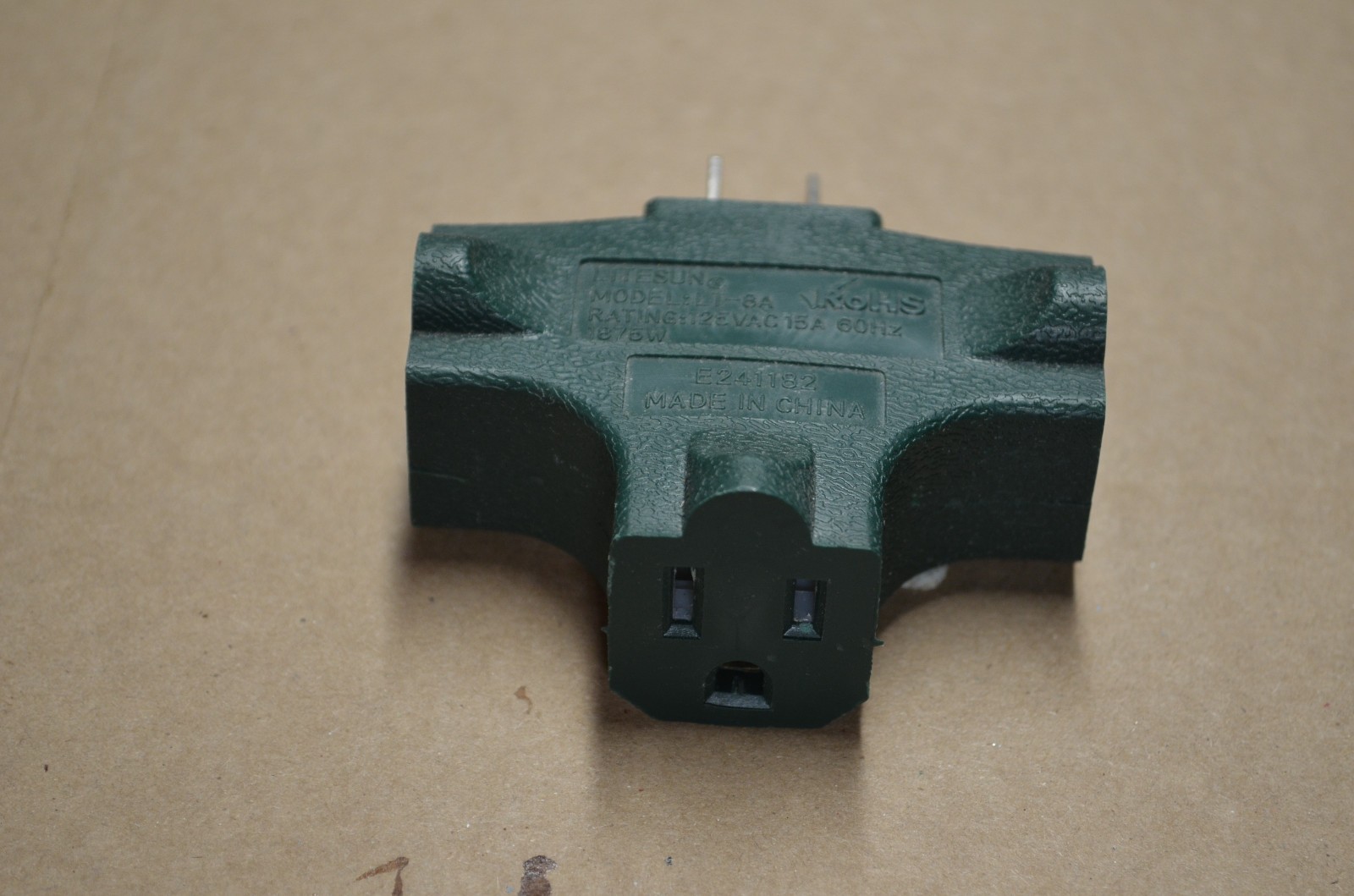 Grounded AC Taps: LITESUN LT-8A 3-Outl+Stanley DR-W02 3-Outl+Unbranded 6-Outlet