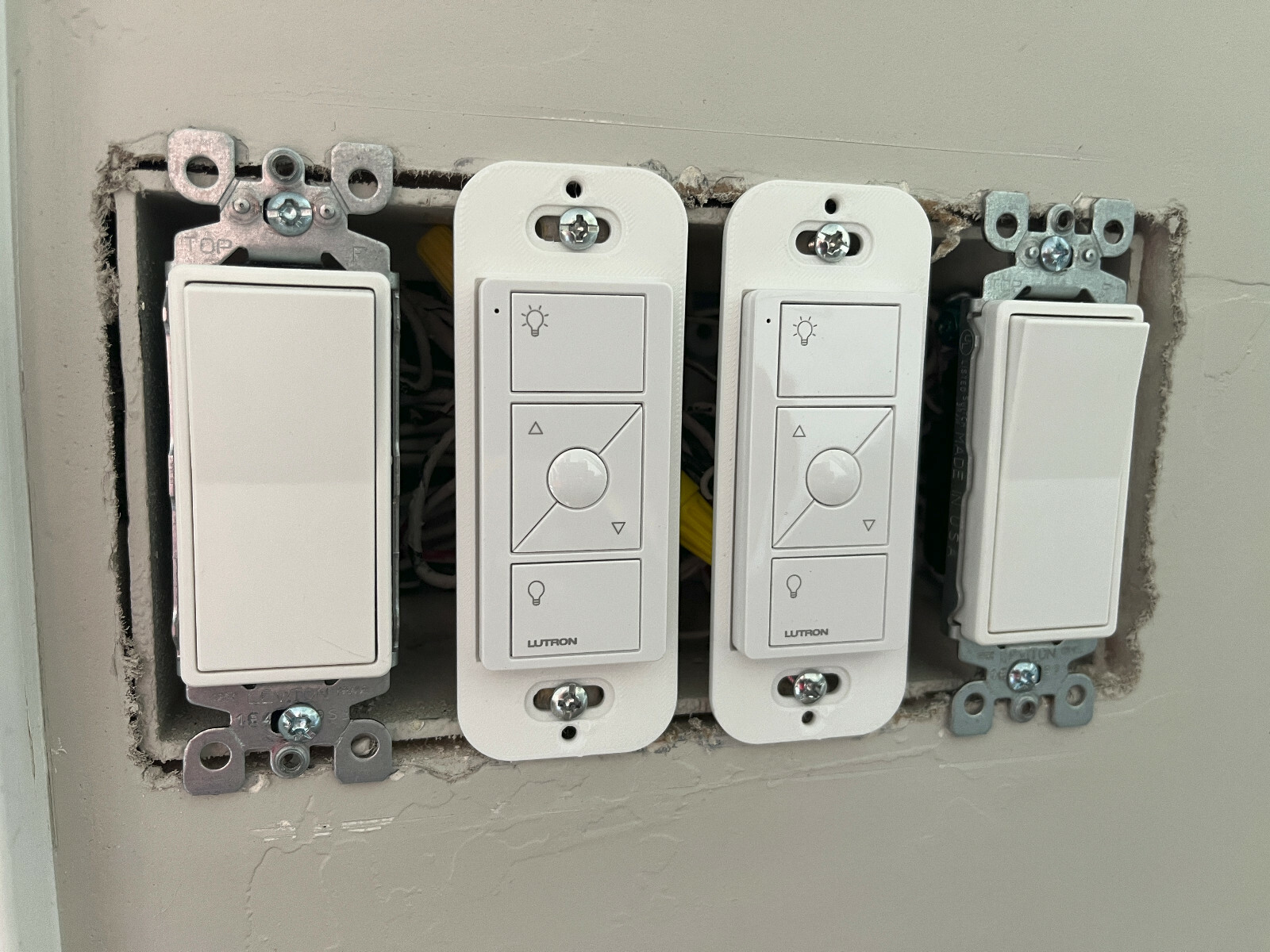 6 Pack – Bulk Wallplate Brackets for Lutron Pico Remote – Lifetime Warranty!!