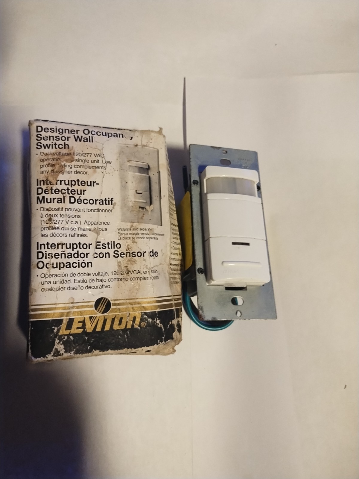Leviton ODS10-IDW Decora 120/277V Wall Switch Occupancy Sensor – White