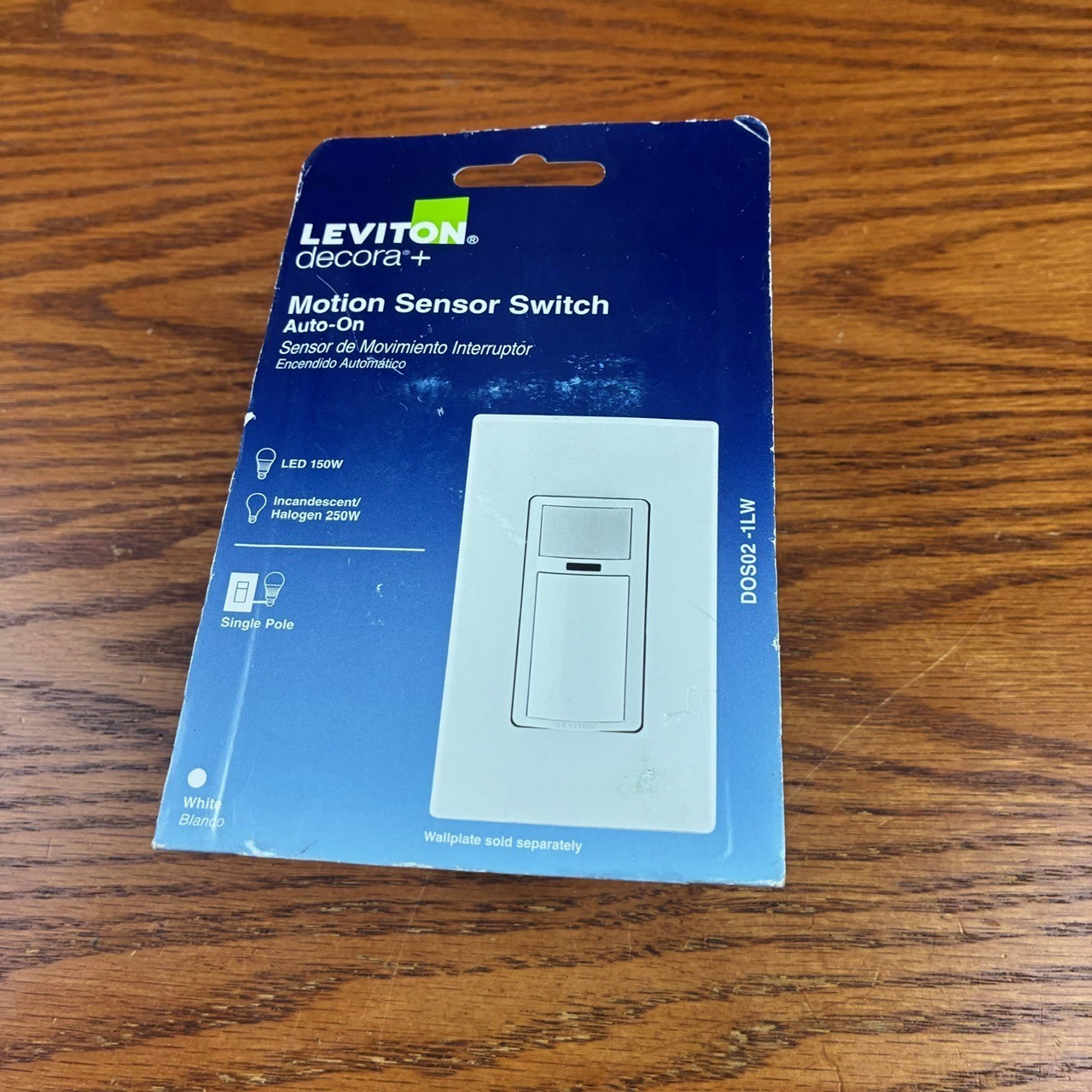 Leviton Decora DOS02-1LW Motion Sensor LED ILB CFL Switch Auto On White New
