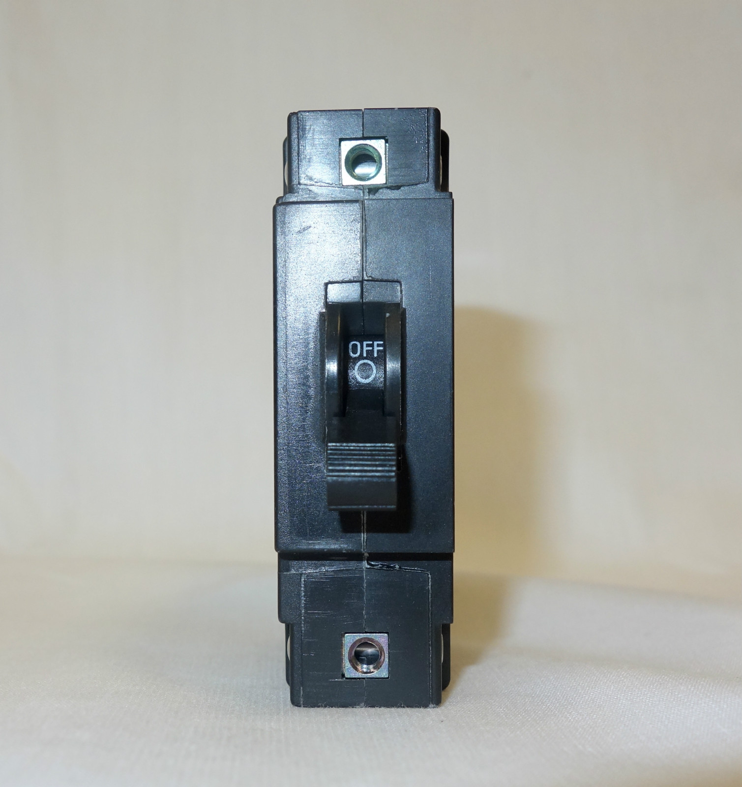 AIRPAX BREAKER IELK1-1REC5-51-20.0-01-V (1AB04686009) 20A Bolt 3 PINS 1 POLE
