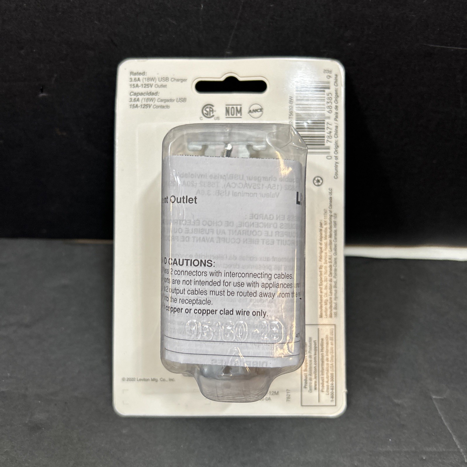 Leviton Decora+ 18W USB-A Duplex Outlet T5632-BW New In Box White