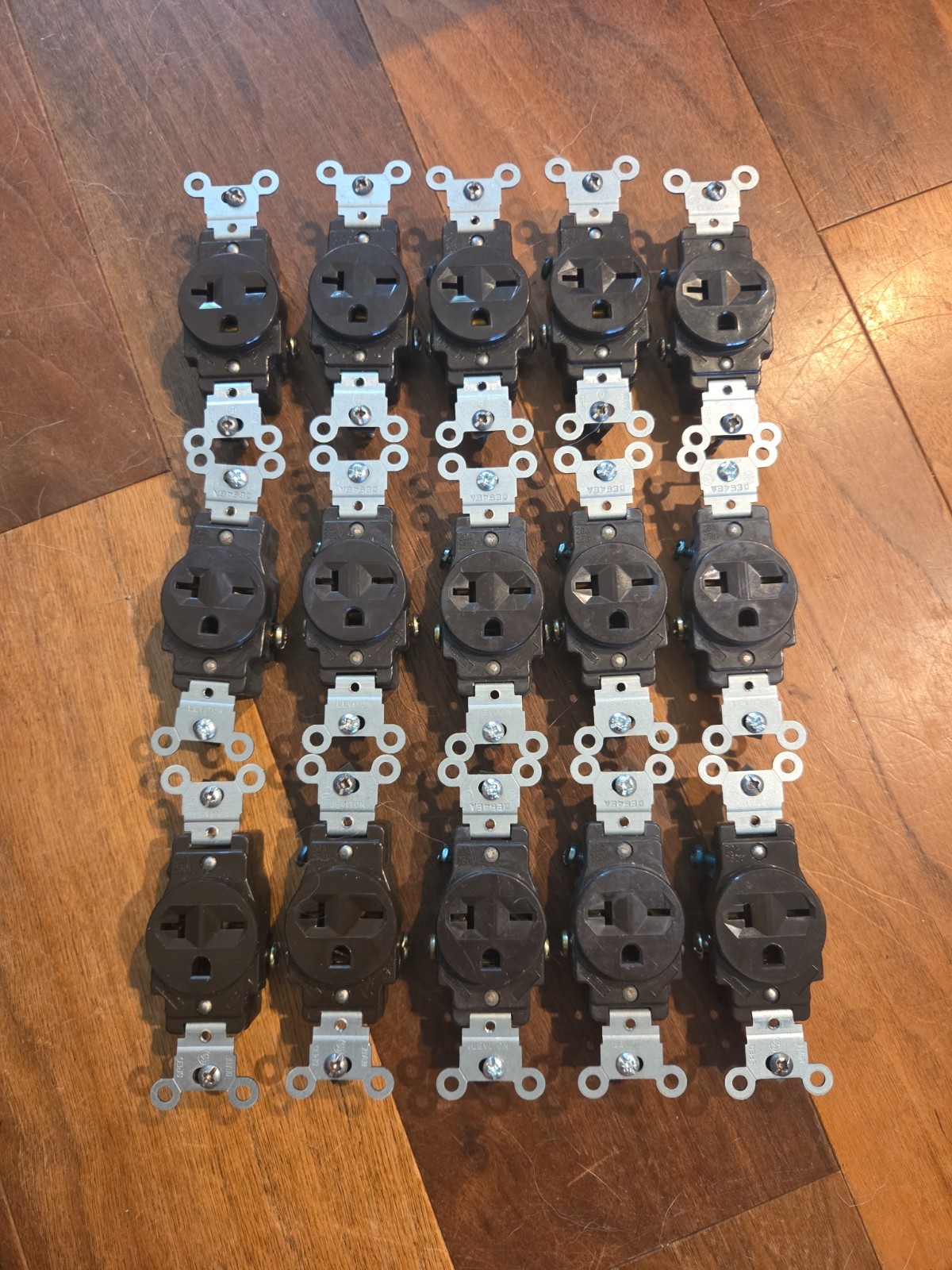Lot of (15) Leviton Single Receptacle Outlet 20 Amp 250 V Commercial