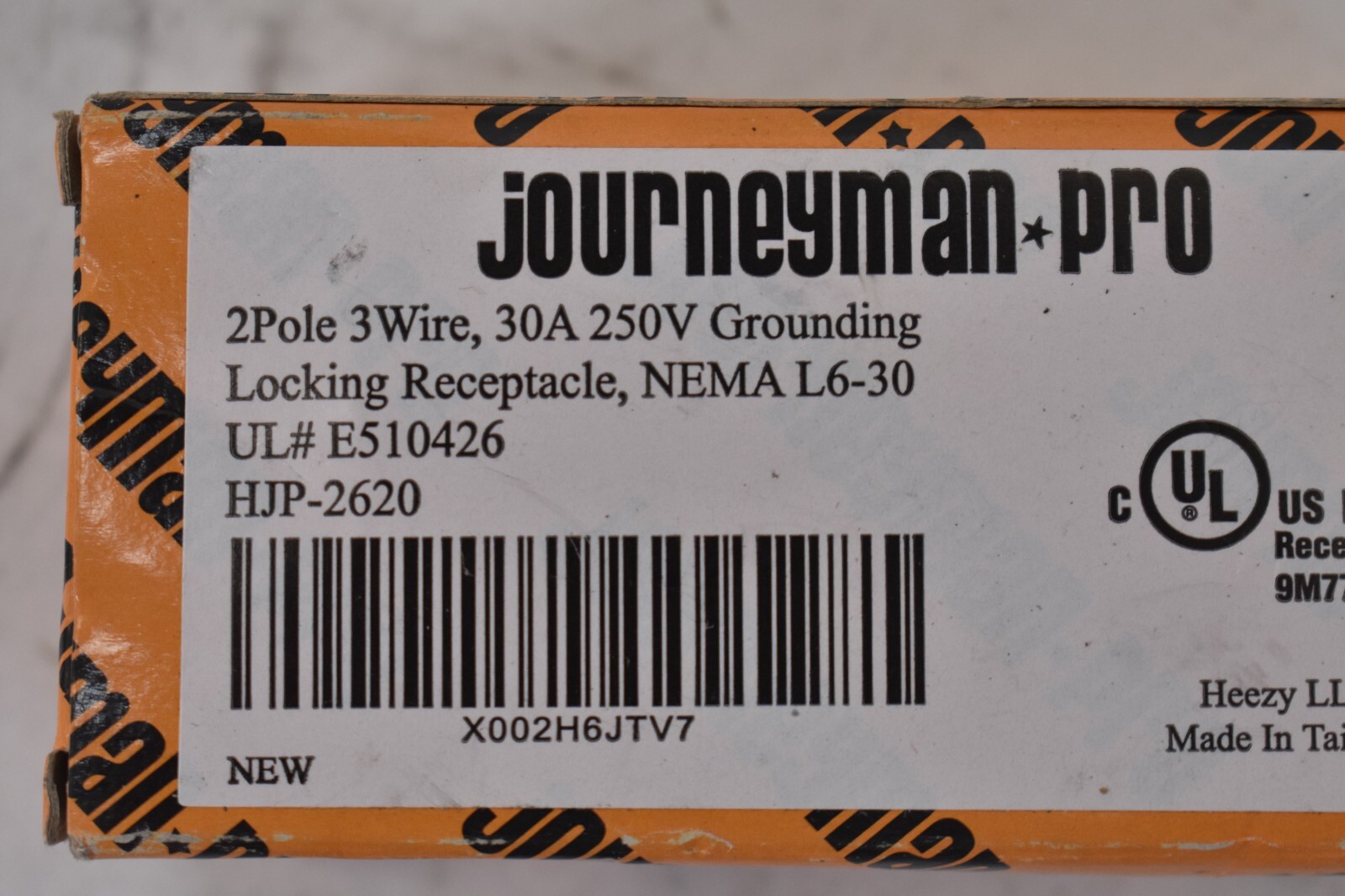 Journeyman-Pro Flush Mount Locking Receptacle Socket/Outlet 30A 250V 2620