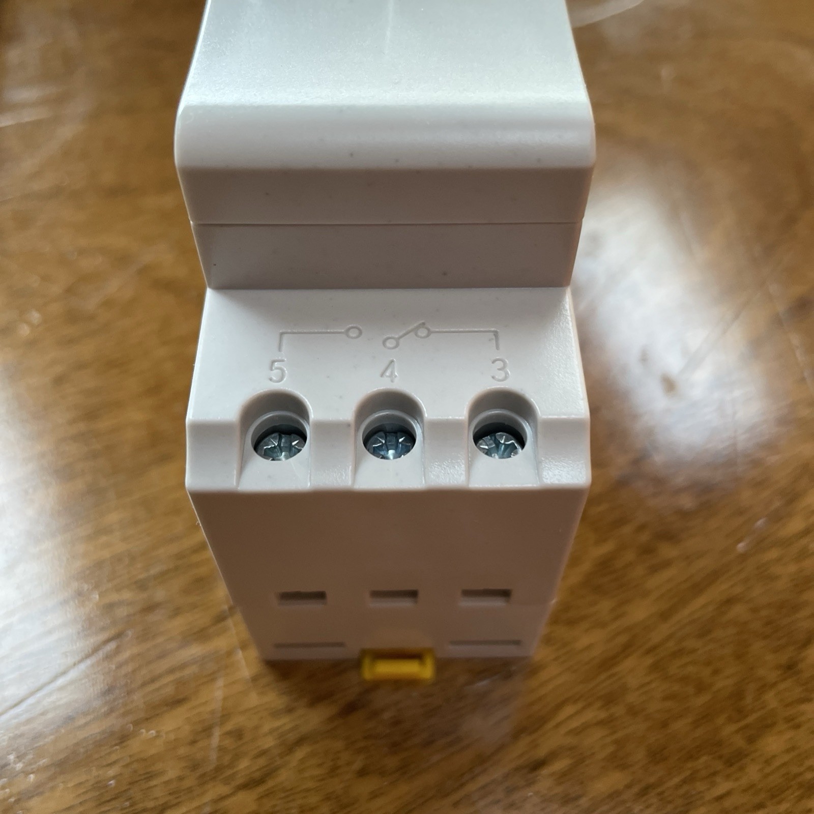 240 Vac 7 day timer switch 16A
