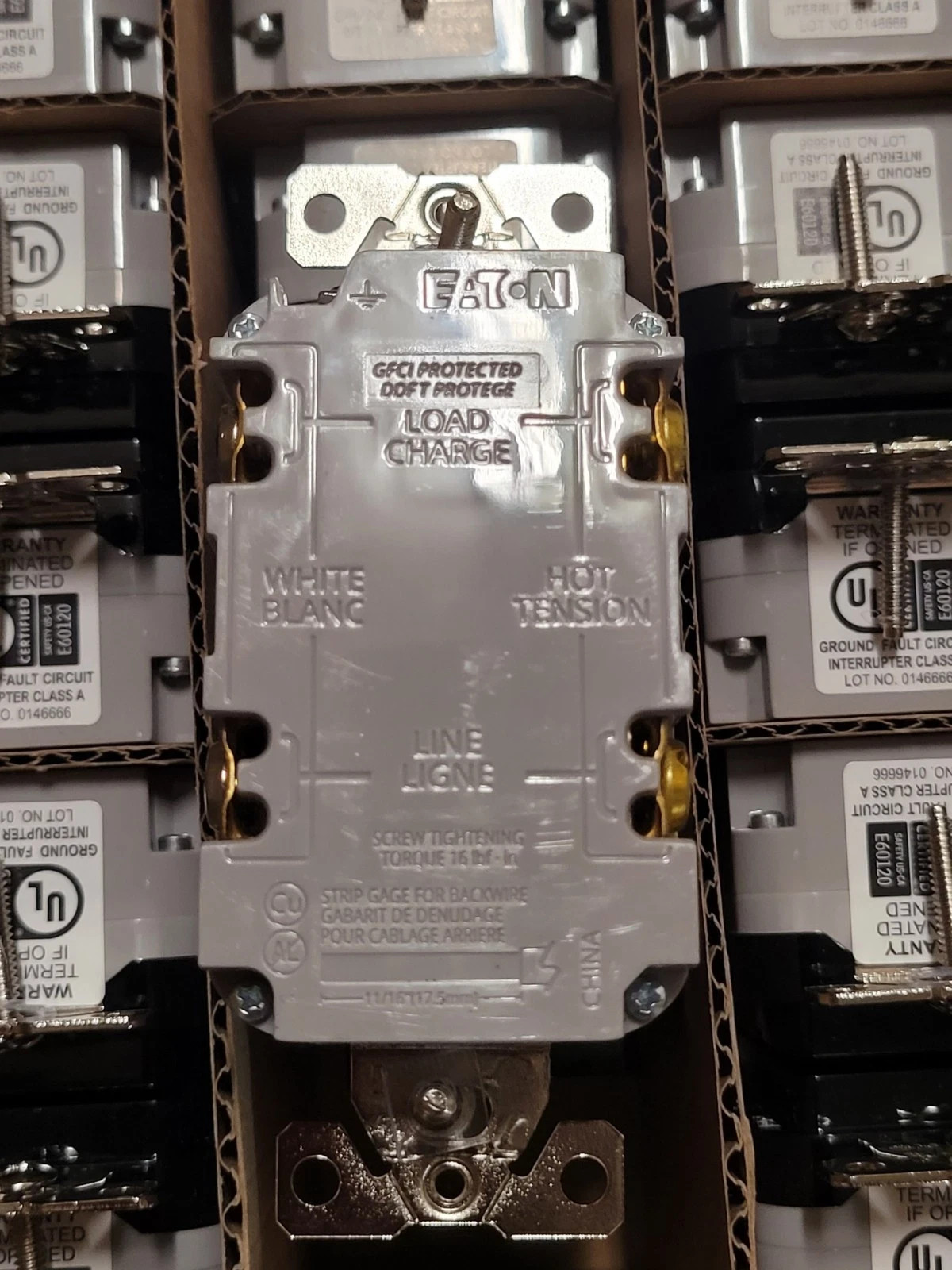 Eaton GFCI Outlet TWR Slim Tamper Weather Resistant 125V TWRGF20BK (Bulk 1-50Ct)