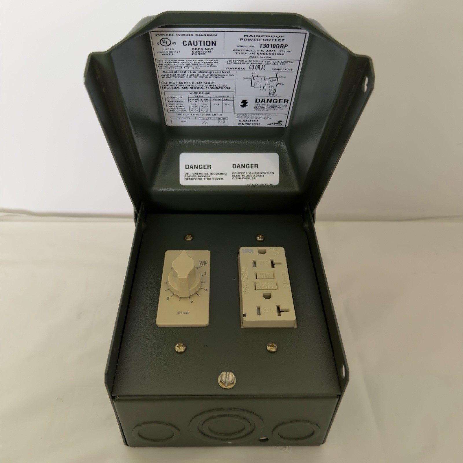 Midwest Electric Rainproof 20 Amp Back Yard Power Outlet T3010GRP Timer & GFCI