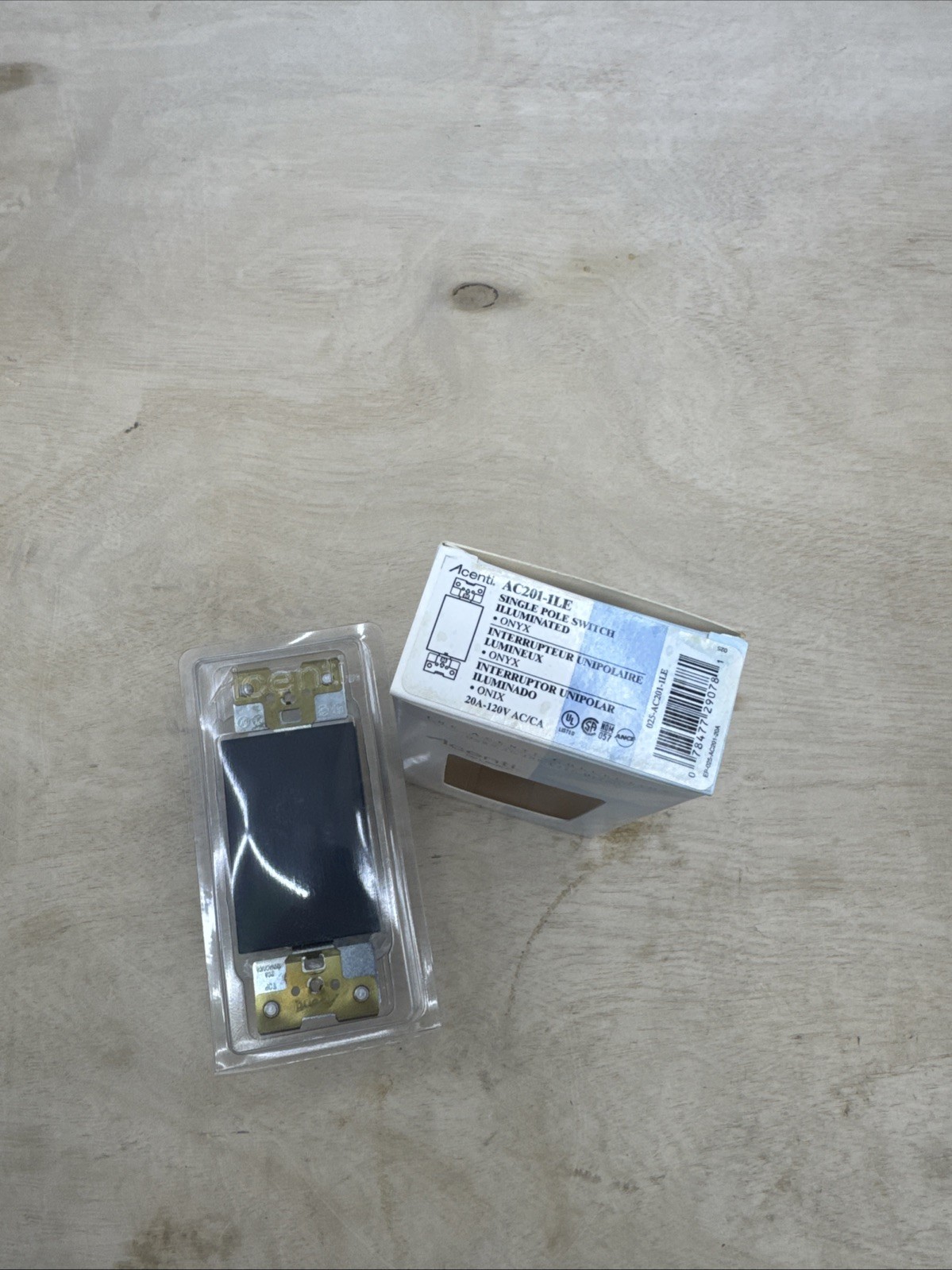 Leviton Acenti AC201-1LE Designer Switch Single Pole Matte Black