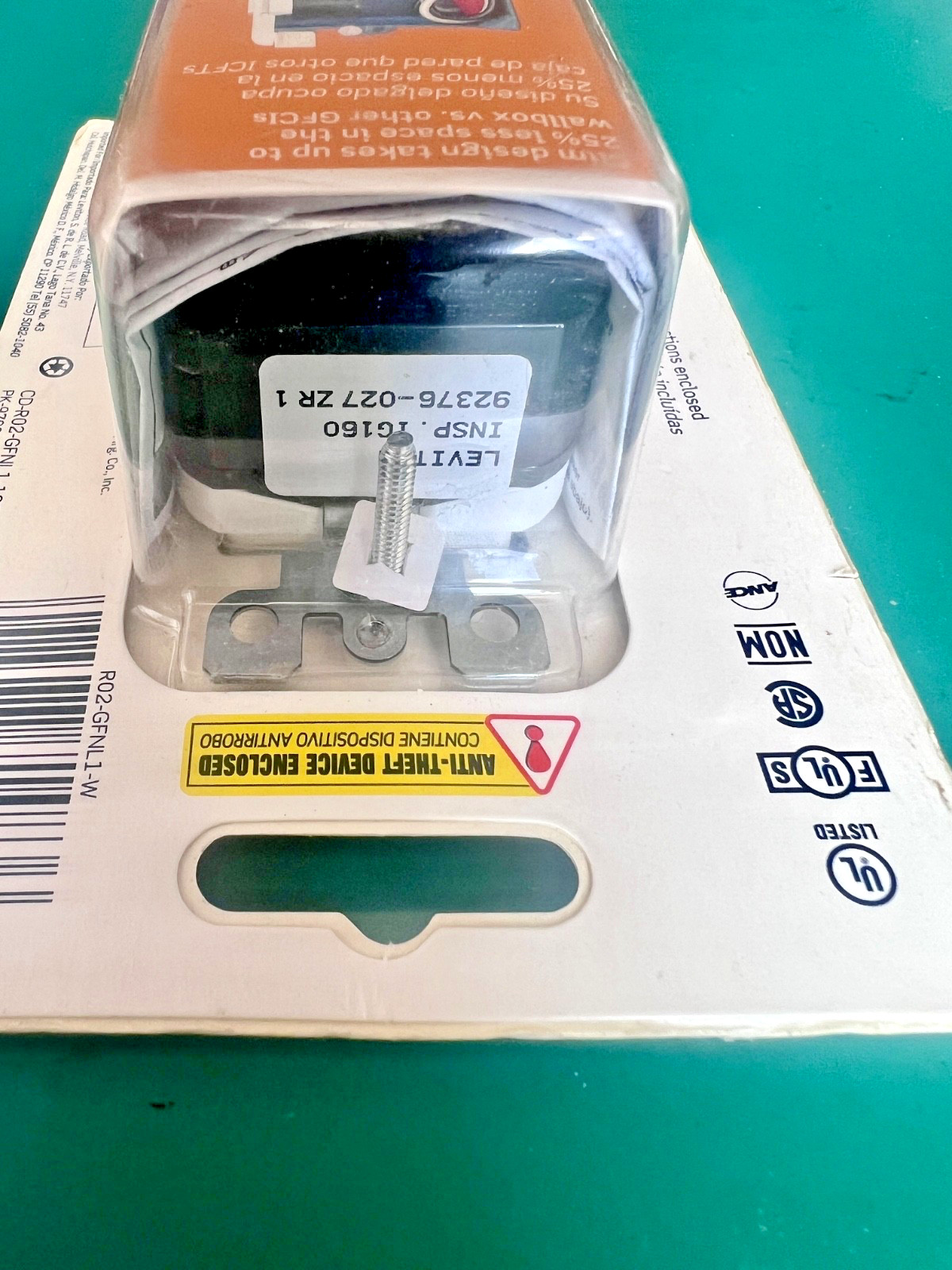 Leviton GFCI guide light Slim Design Self Test White GFNL1-W