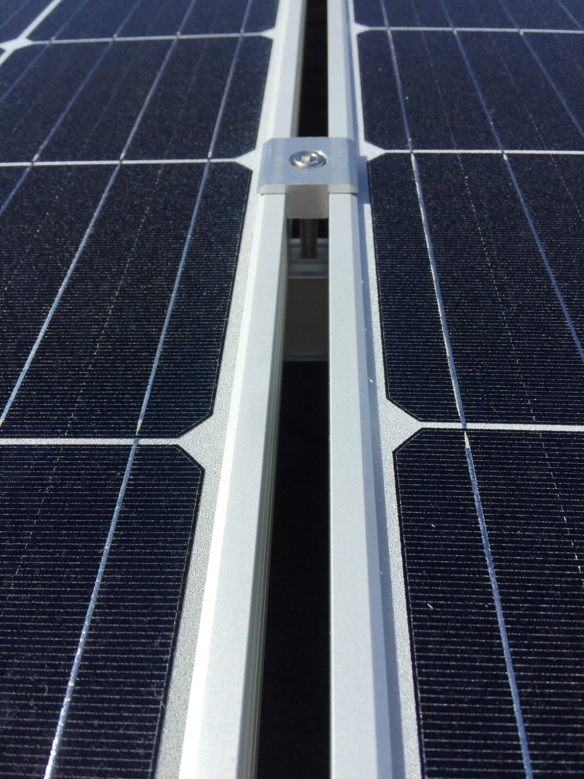 Tin Roof – Solar Panel Mounting kit w/ Clamps, Tin Roof Mount & 88 Inch Rails.