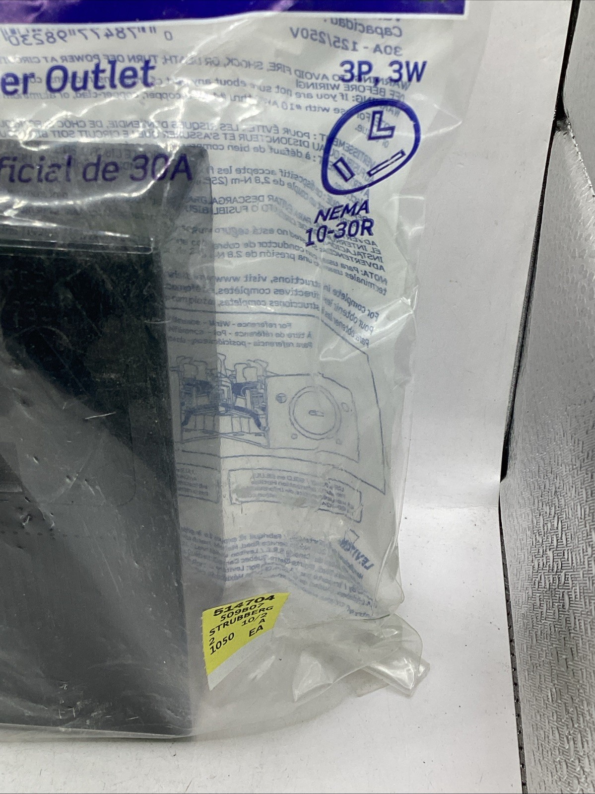 LEVITON 5054 Surface Mount Power Outlet 30A-125V/250V NEMA 10-30R New