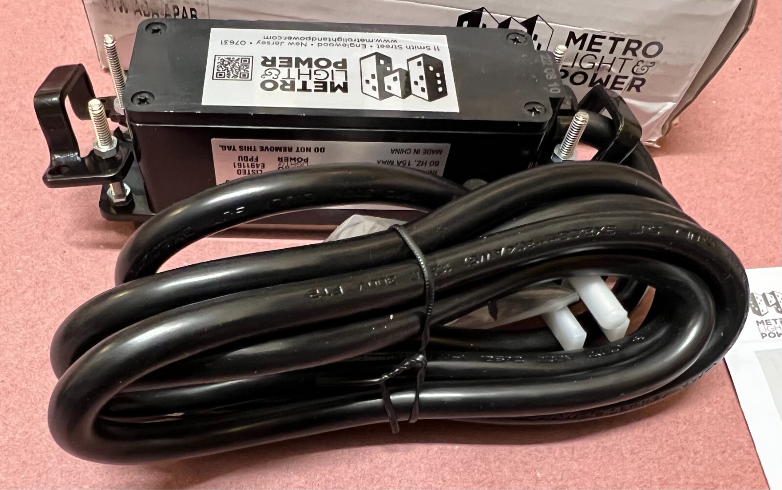 Metro Dual AC 120V Power Furniture Outlet Receptacle & USB-A & USB-C 3.0 Charger