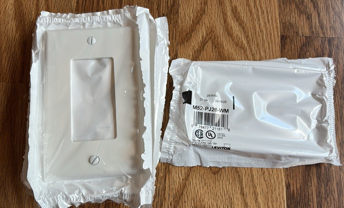 7PK-Leviton Midway Size Nylon Rocker Wallplate-White 52-PJ26-WM 1-Gang