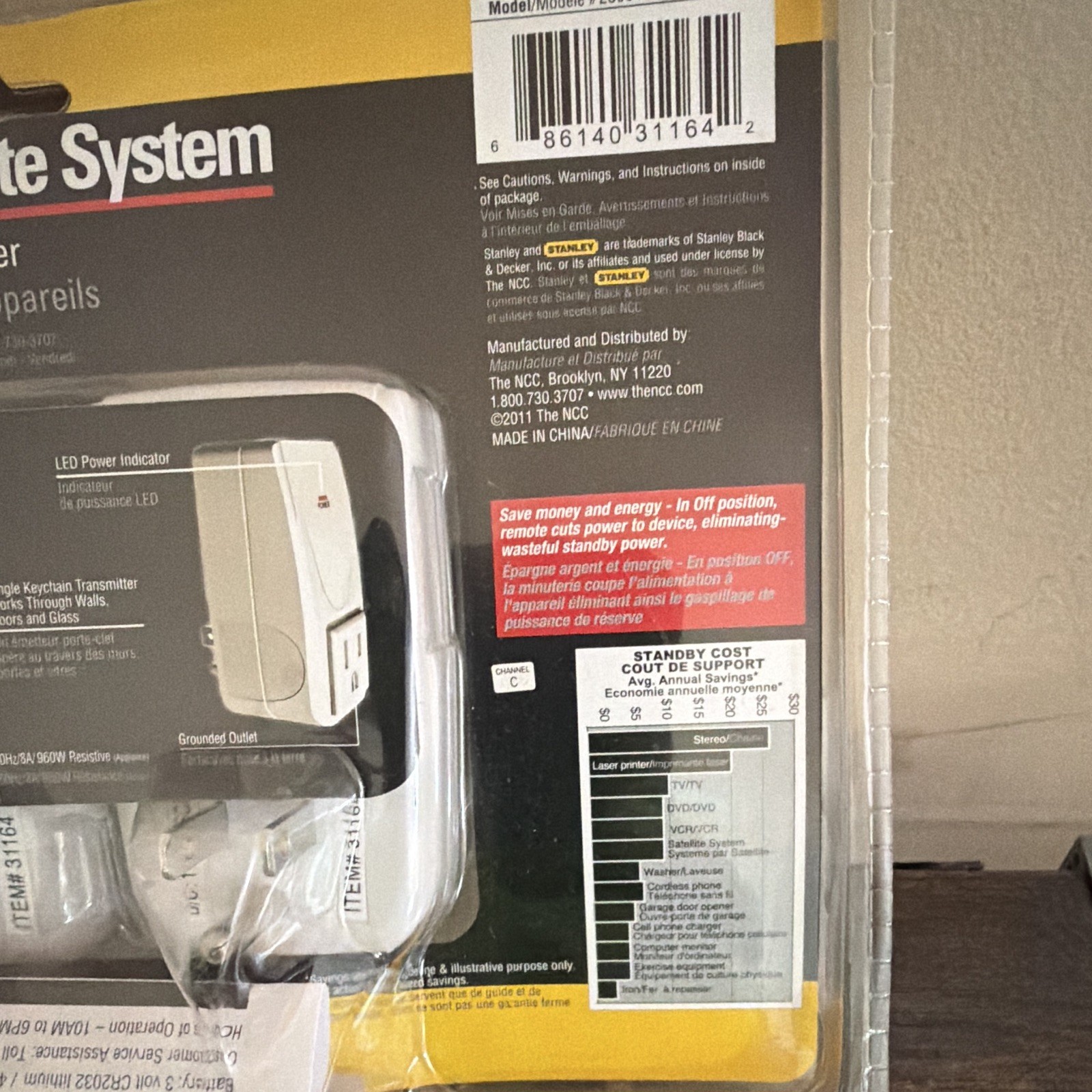 Stanley 28064 Indoor Wireless Remote Control System, 3 Outlets Plug-In 120V 15A