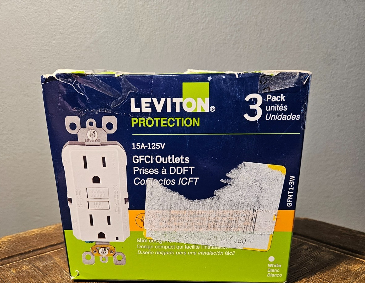 Leviton GFNT1-3W 15A 125V GFCI Outlets (3-Pack) – READ