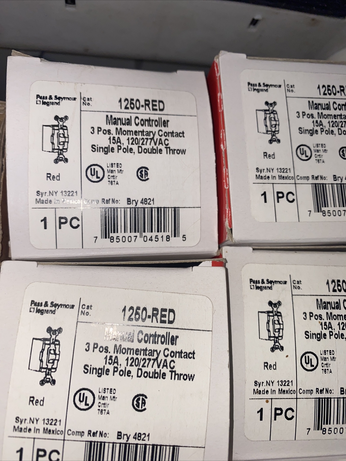 1 Pass & Seymour Red Manual Motor Control Switch Momemtary Contact 15A 1250-RED