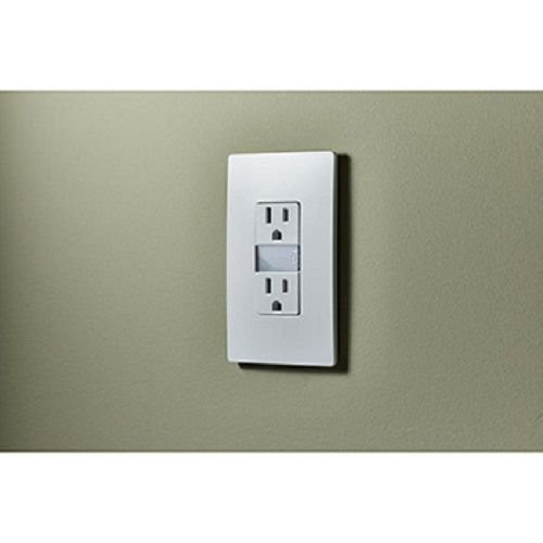 Pass & Seymour NTL885TRW 15A 125W Decorator Tamper-Resisitant Nightlight Outlet