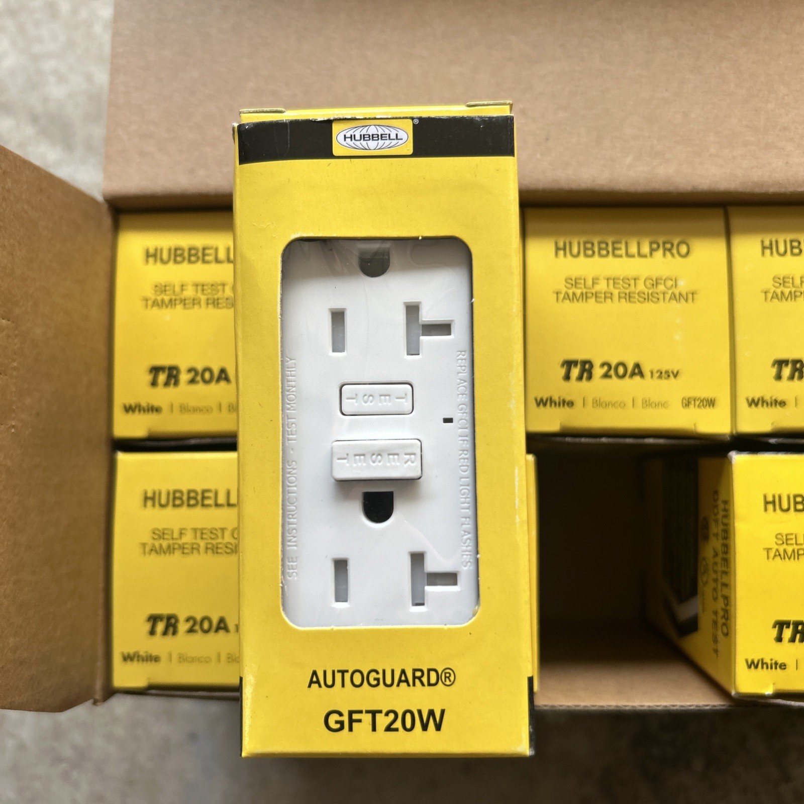 10x Hubbell GFT20W Self Test GFCI Tamper Resistant 20A 125V Receptacle White