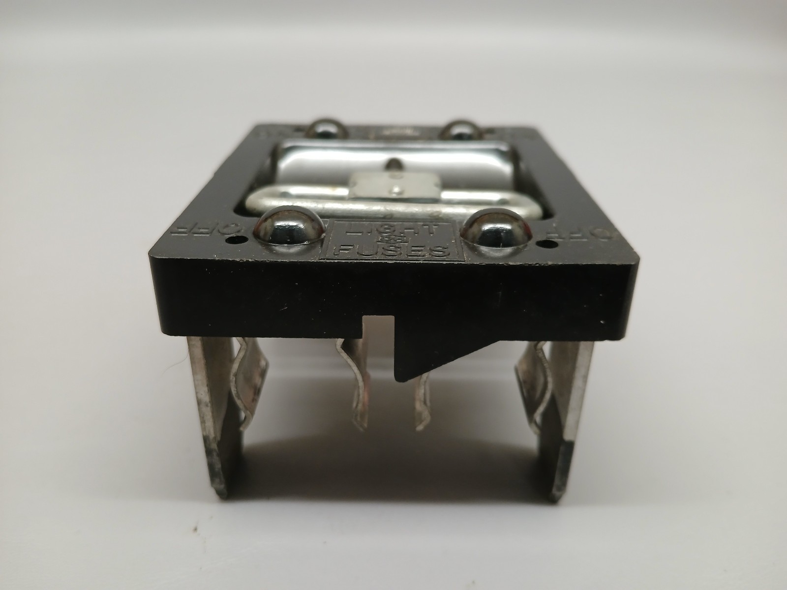 CUTLER HAMMER 60 AMP LIGHT FUSE PANEL PULLOUT FUSE HOLDER