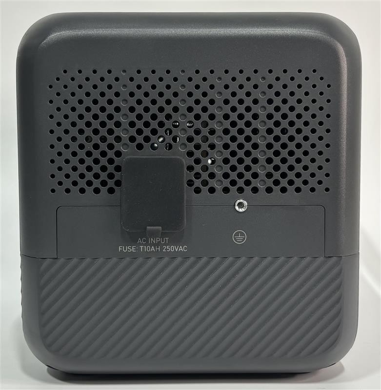 BLUETTI AC50B 700W 448Wh Portable Power Station