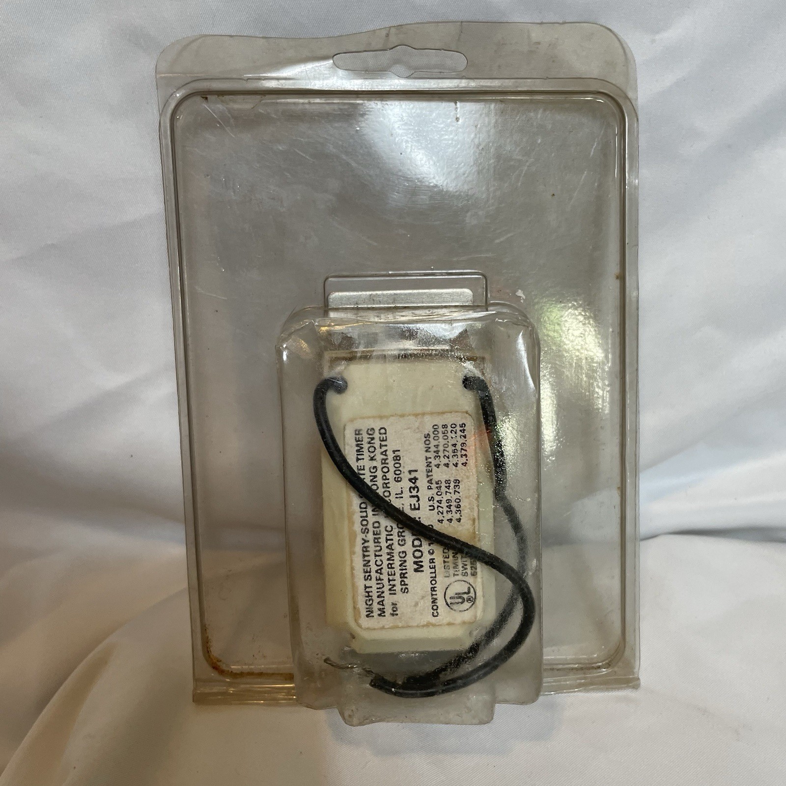 NEW Intermatic Programmable Electronic Wall Switch Security Timer Model EJ341C