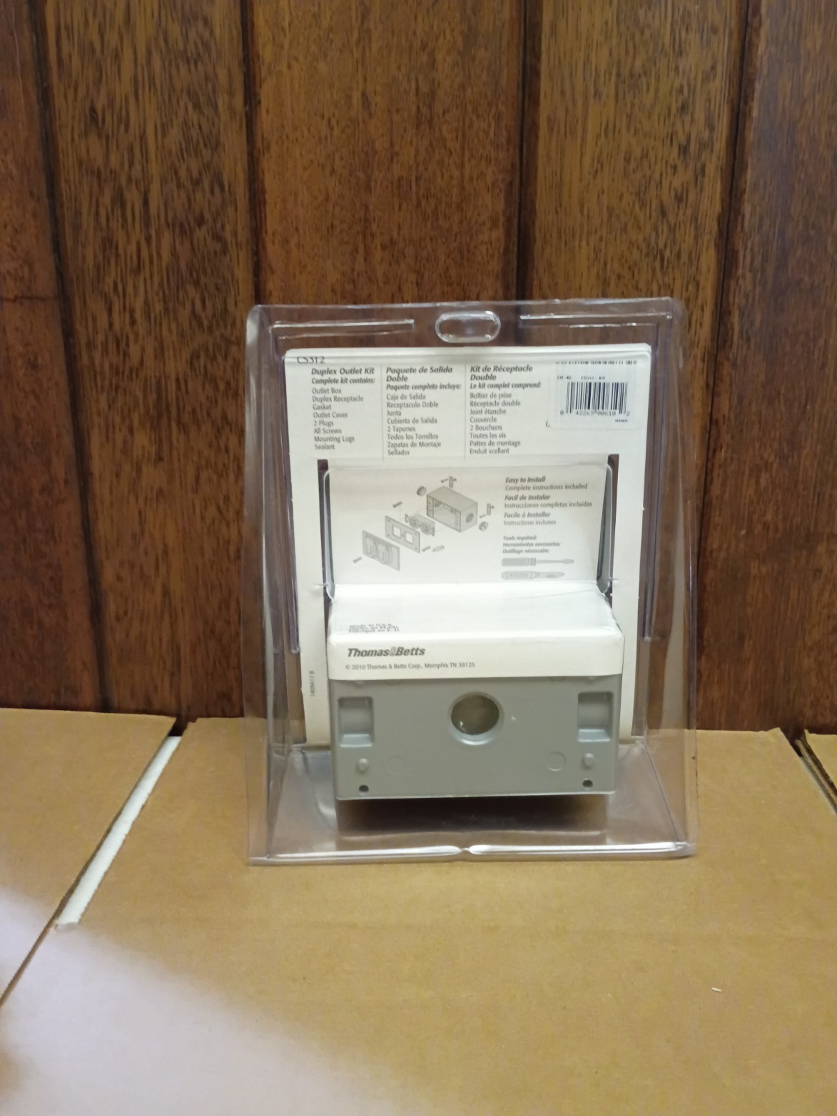 Exterior Duplex Outlet Kit No. CS312WH. 15A, 125 Volts AC Weatherproof NOS