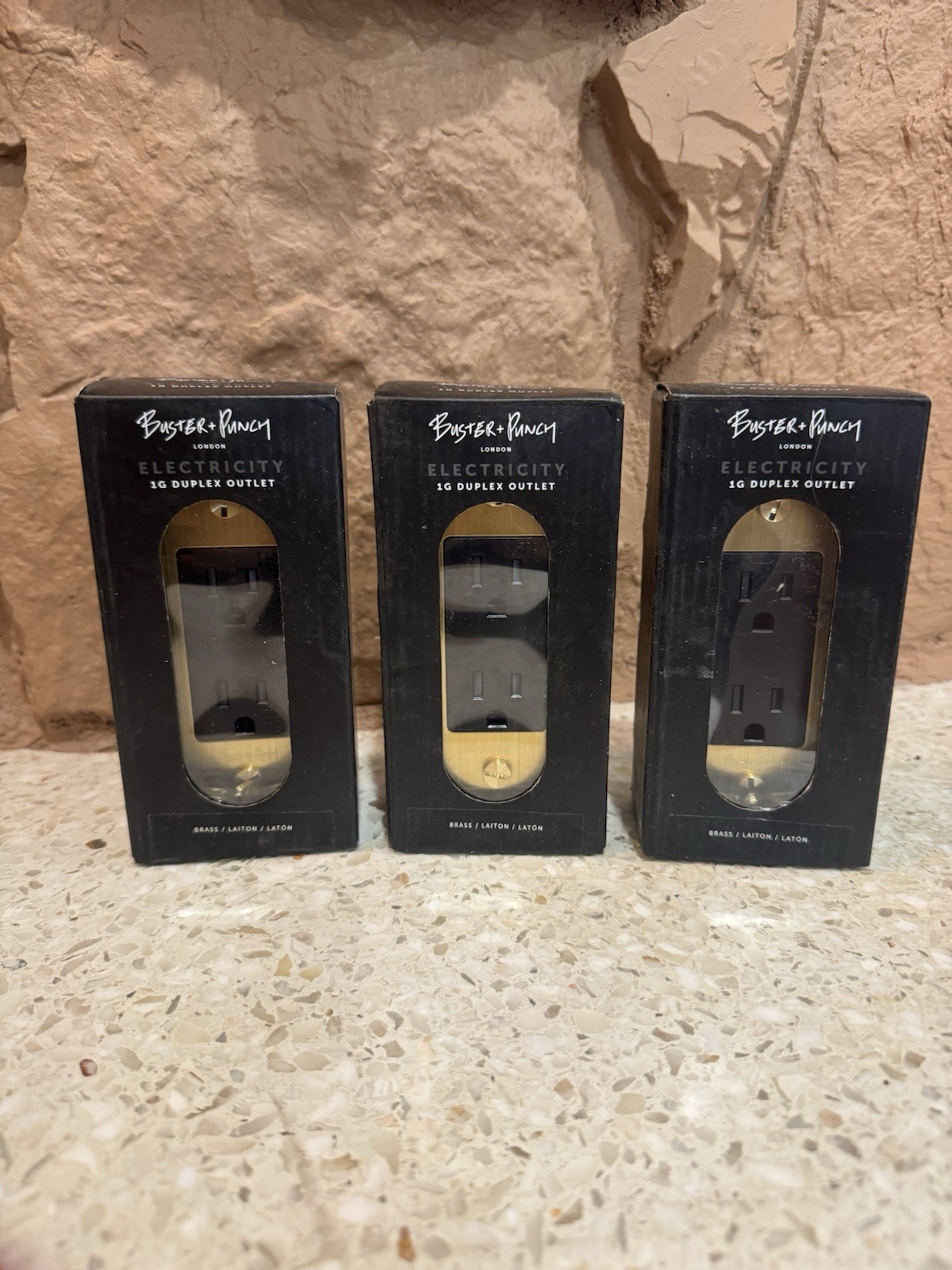 Buster & Punch 1G Duplex Outlet Cross Without Logo (Brass)