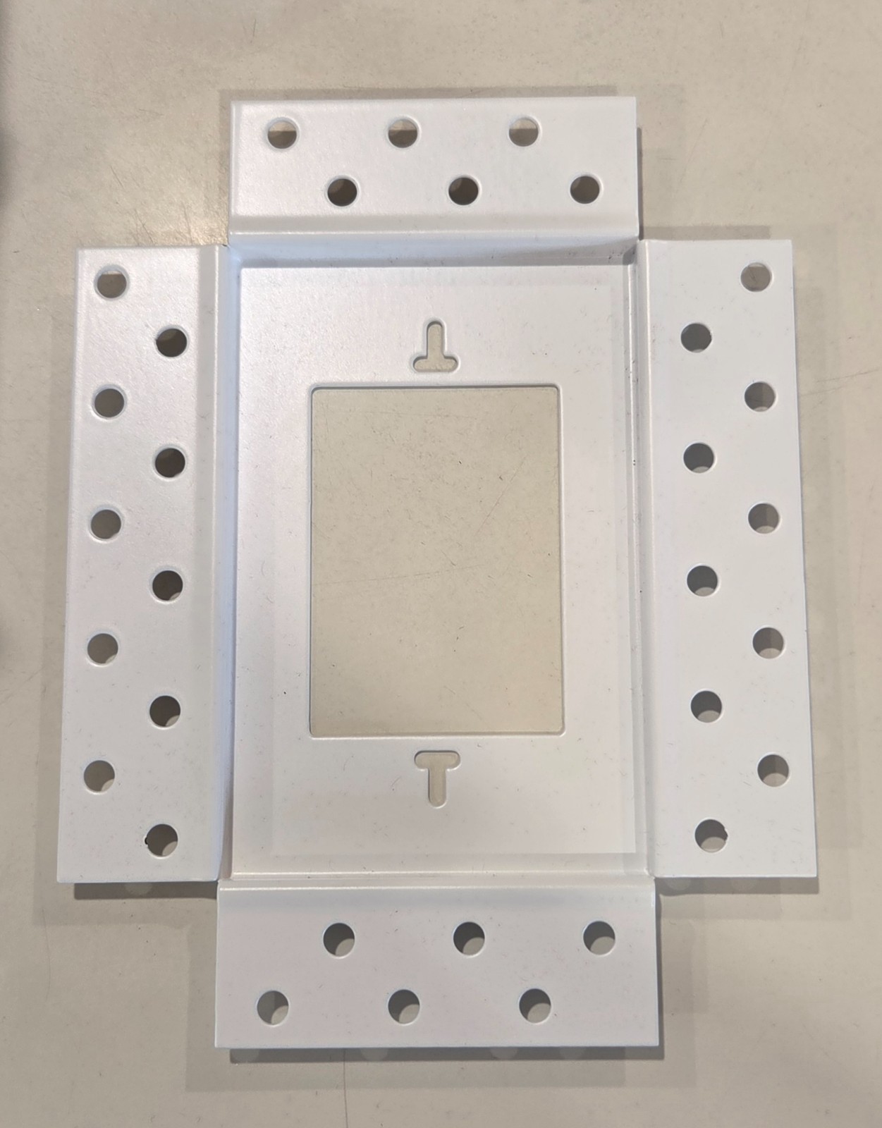 10 Pack Fittes Flush Drywall Receptacle Mount Luxe 1GANGPLT-10 White Outlet
