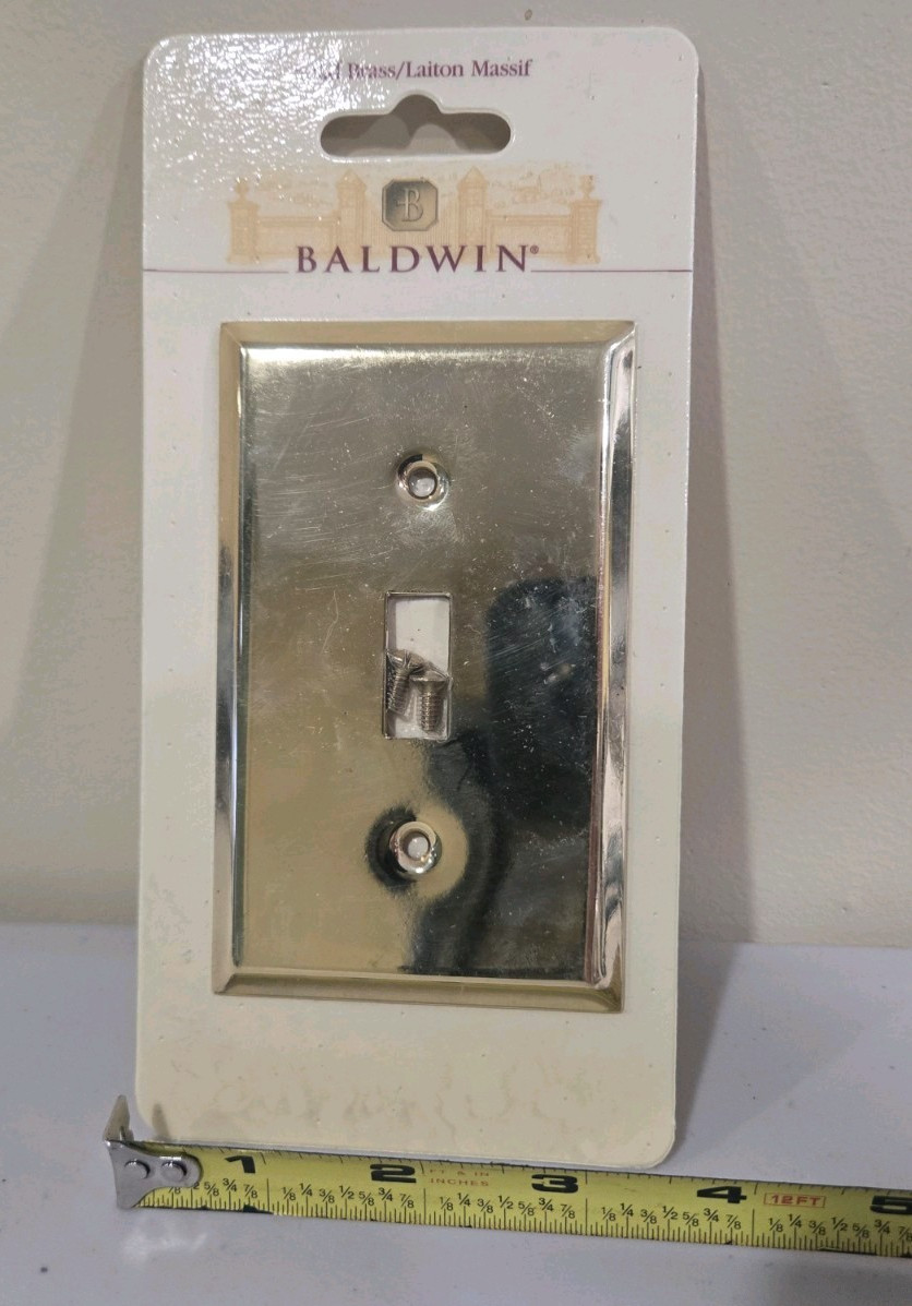Baldwin Brass Gold Traditional Single Toggle Switch Wall Plate