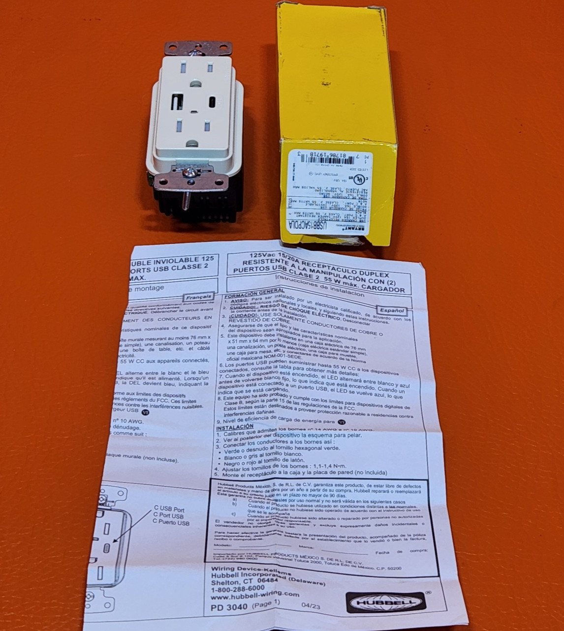Bryant USB Charger Receptacle 15A 125V Duplex Power 55W Type AC Ports NEMA 5-15R