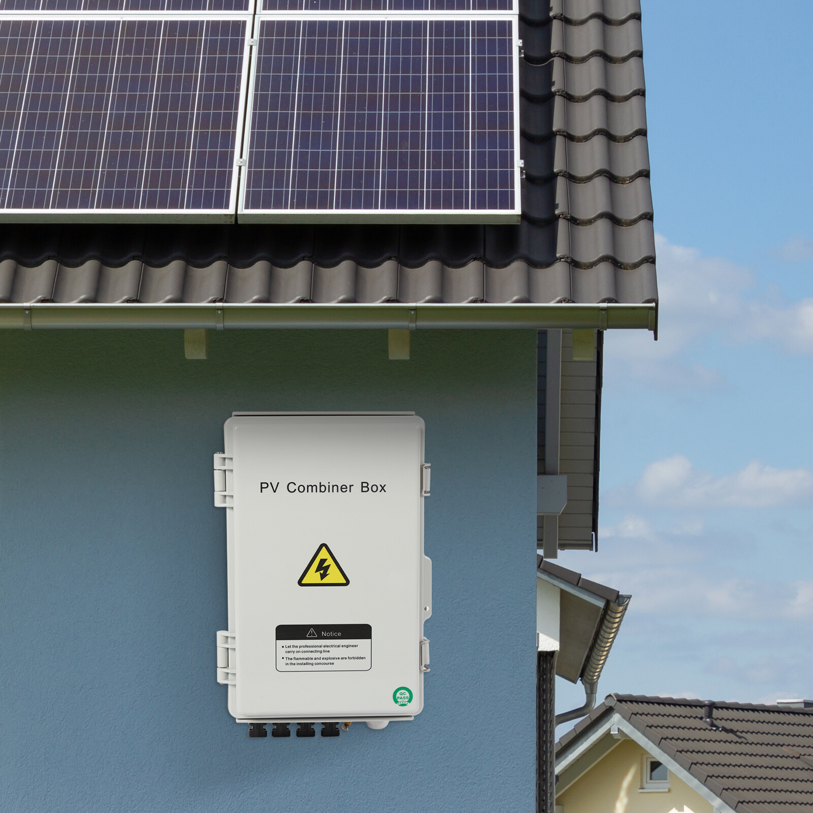 4 String Solar Combiner Box PV Combiner Circuit Breaker 63A For Solar Panel Kit.