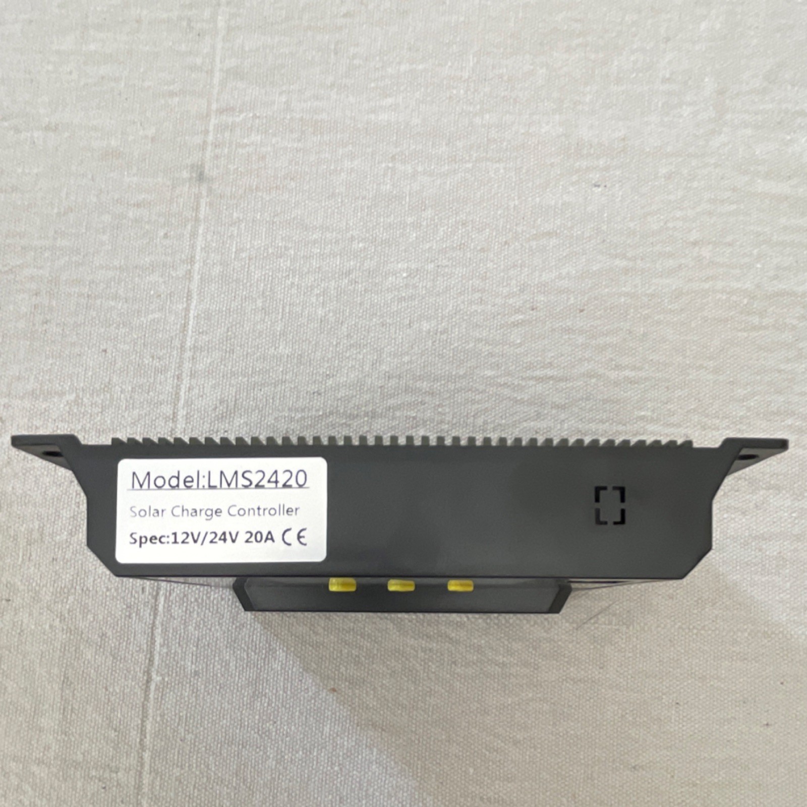 LMS2420 Solar Charge Controller 12V/24V 20A LCD Display USB Port Black