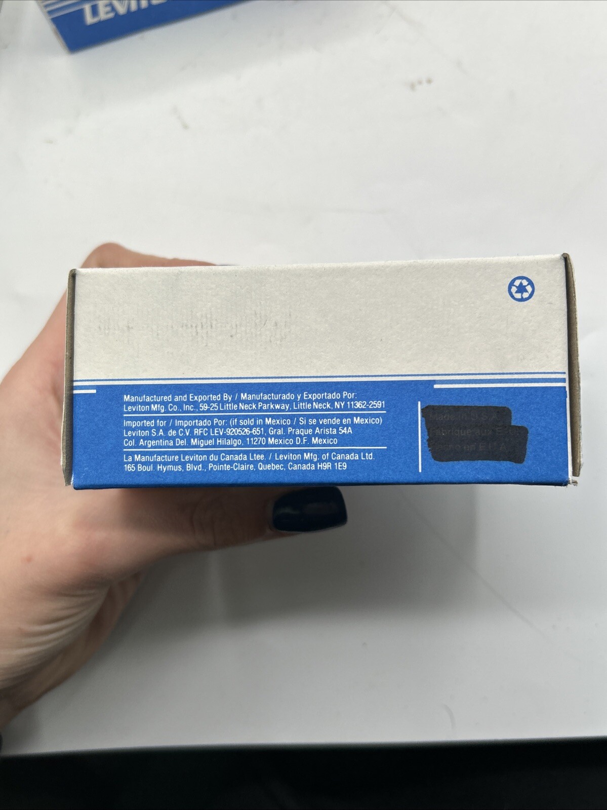 Lot Of 10 Leviton 13351-D Fluorescent Lampholder Light Socket 30 Days Warranty