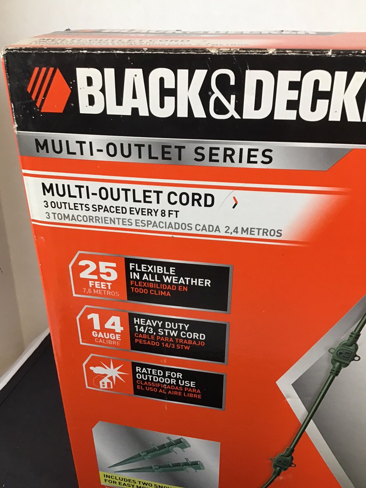Black & Decker 25ft Extension Cord 14 Gauge Outdoor 3 Outlets Spaced every 8ft