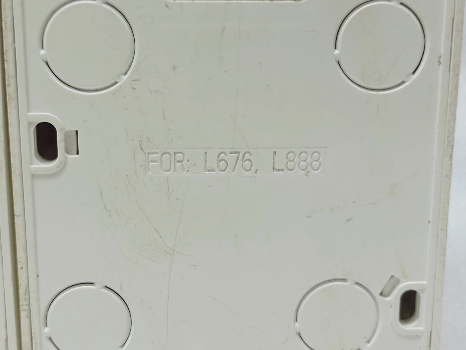 Flush mounted double socket JL/FS-CZ Series F676 L888 (LOT OF 2PC)