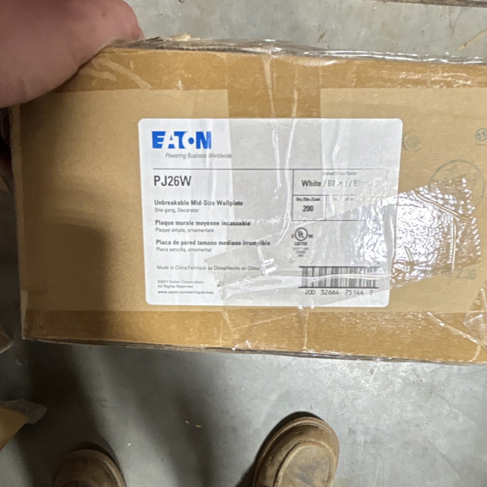 Eaton PJ26W Decorator Wall Plate Unbreakable Polycarbonate White 200pk