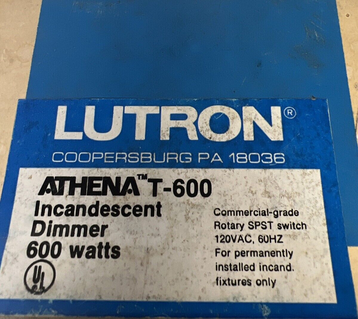 LUTRON T-600 600W, 600W, 120V, 60HZ INCANDESCENT DIMMER